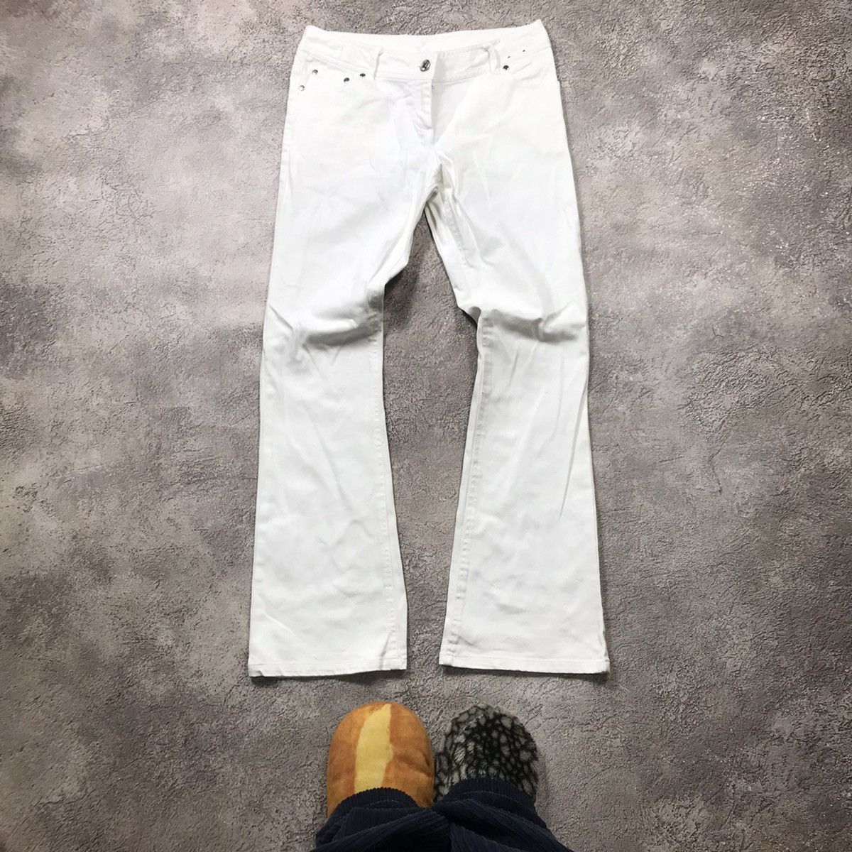 Vintage Vintage Y2K Distressed Flared Jeans Streetwear Wide Leg 30 Size 30" / US 8 / IT 44 - 1 Thumbnail
