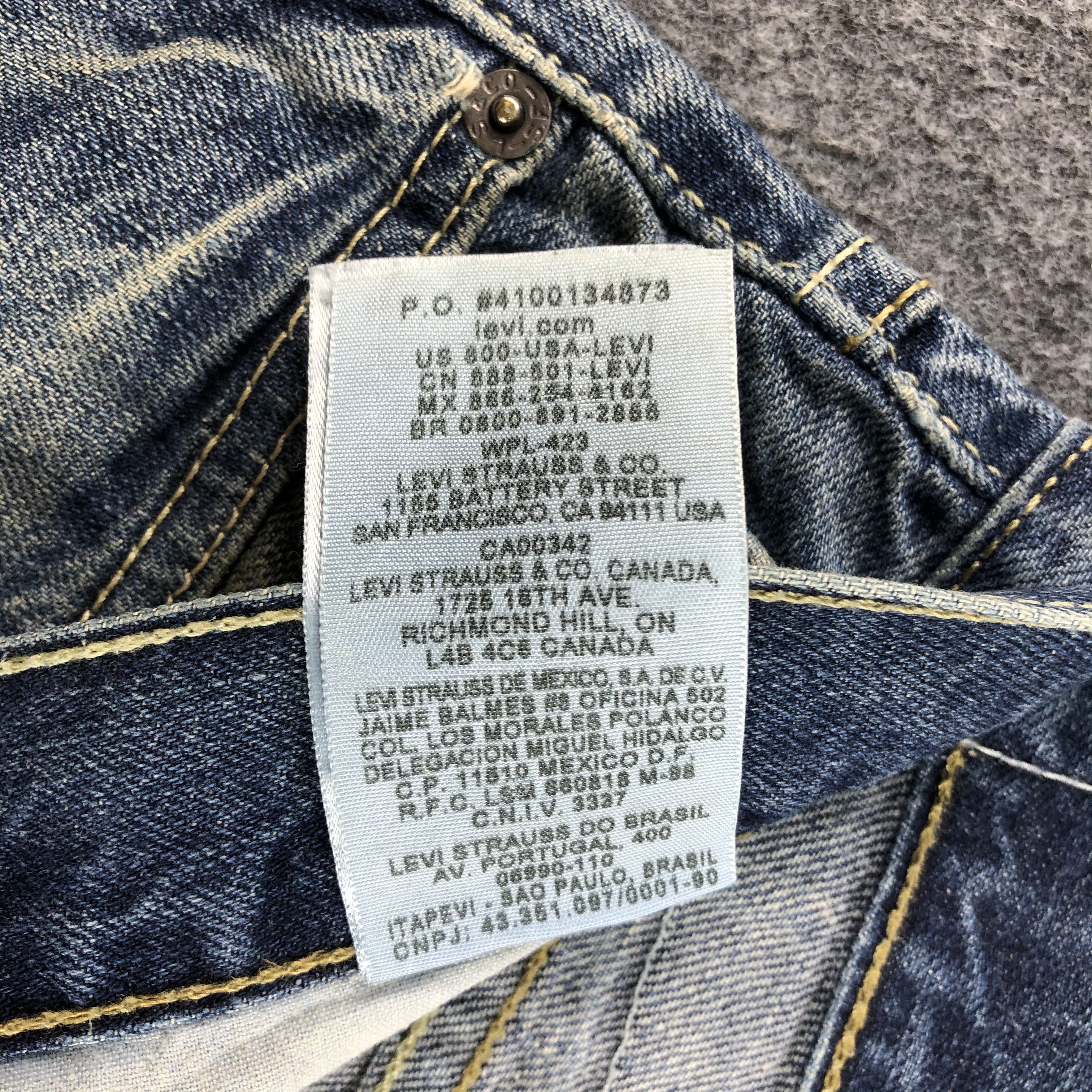 Levi's Vintage Blue Wash Levis 514 Jeans-J1997 Size US 36 / EU 52 - 11 Thumbnail