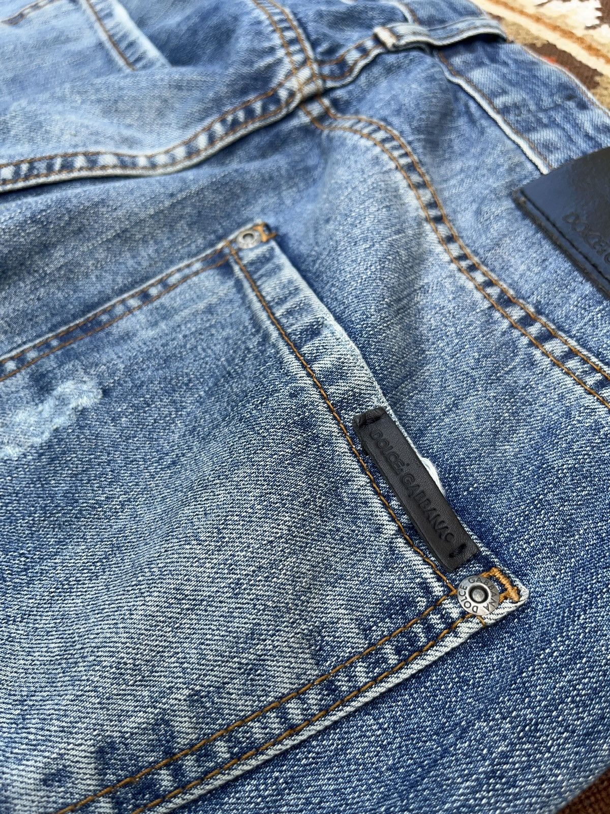 Dolce & Gabbana Vintage Dolce & Gabbana 14 Gold Distressed Denim Style Jeans Size US 34 / EU 50 - 13 Thumbnail