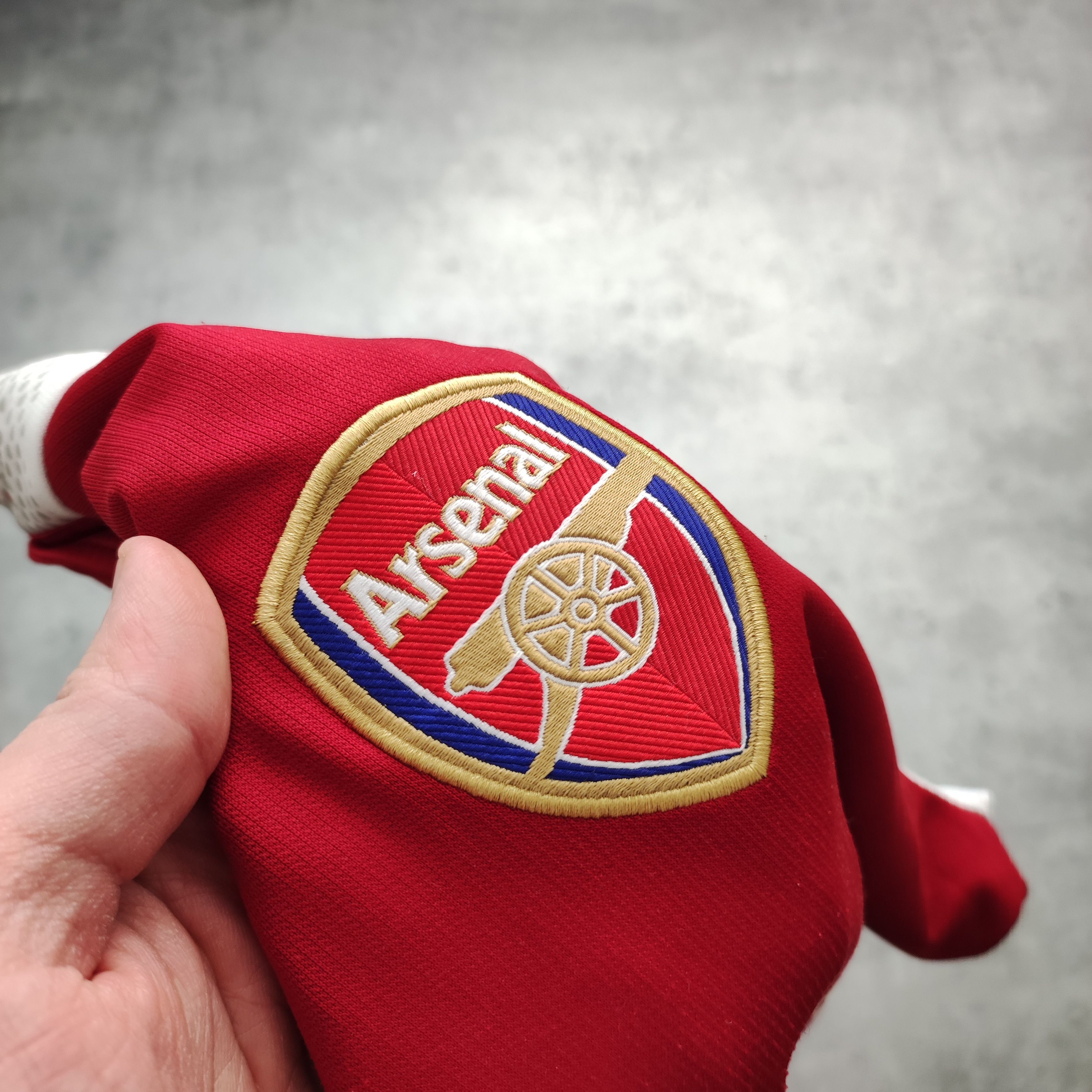 Puma RARE Puma x Arsenal London Football Home 2017 Jersey Size US L / EU 52-54 / 3 - 9 Thumbnail