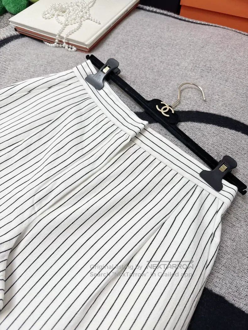 Chanel Chanel 17C Cuban Series Black and White Vertical Striped W Size 24" / US 00 / IT 34 - 3 Thumbnail