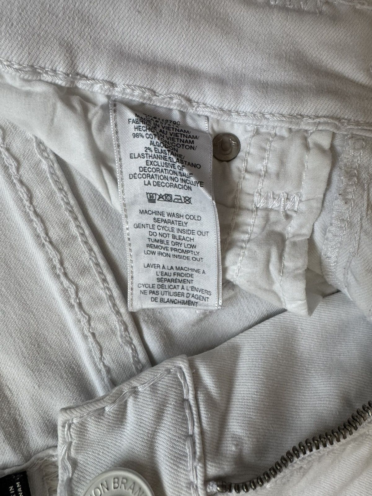 True Religion True Religion Relaxed Skinny White Jeans Size US 30 / EU 46 - 6 Thumbnail