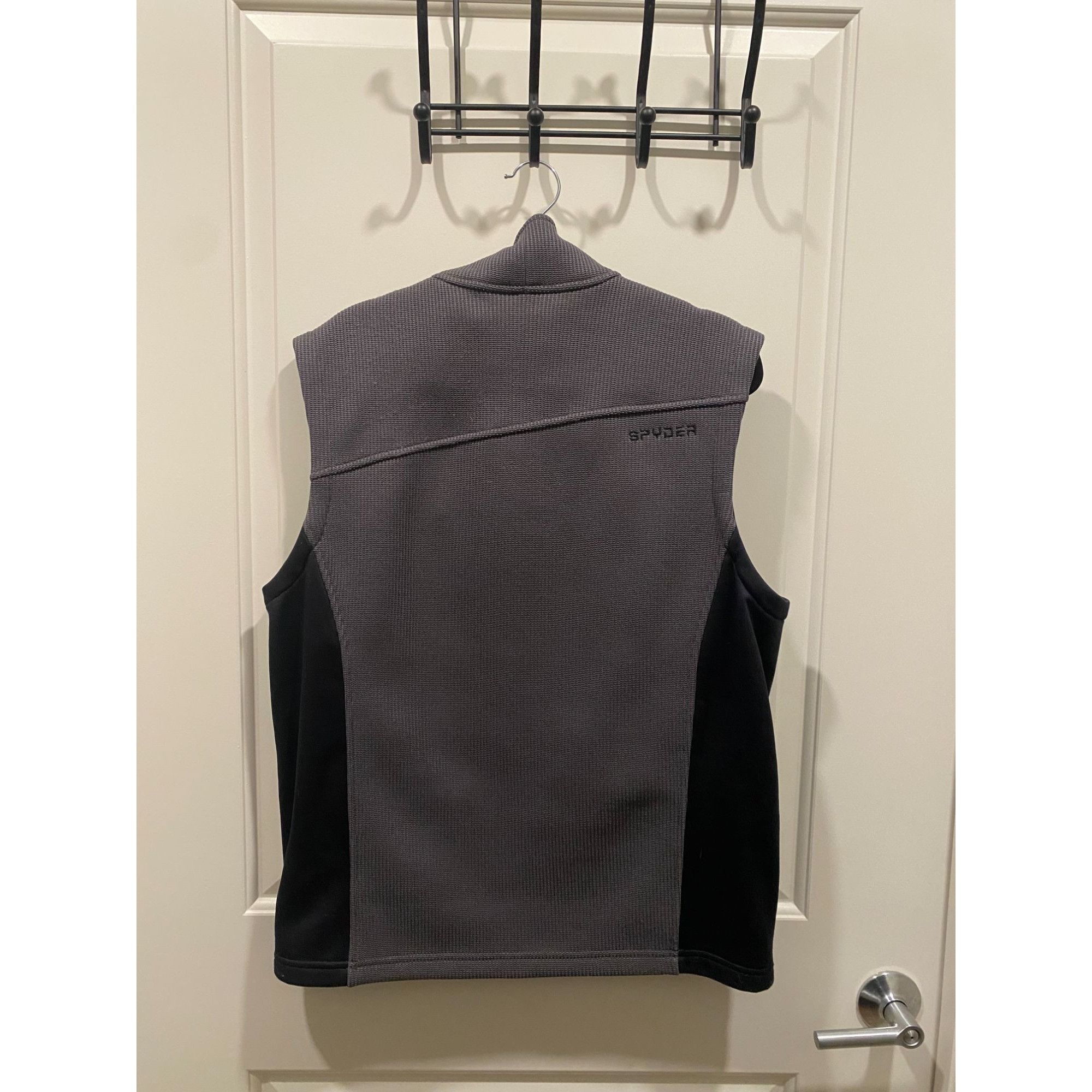 Spyder Spyder Mens Gray & Black Full-Zip Fleece Vest M/L Size US M / EU 48-50 / 2 - 3 Thumbnail