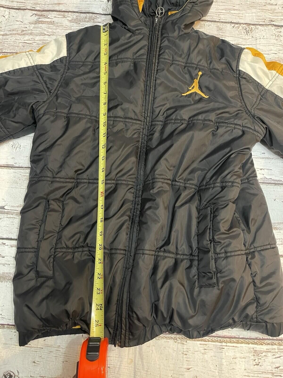 Nike Y2K Jordan Puffer Yellow Black Vintage Size XL Youth Size US XL / EU 56 / 4 - 6 Thumbnail