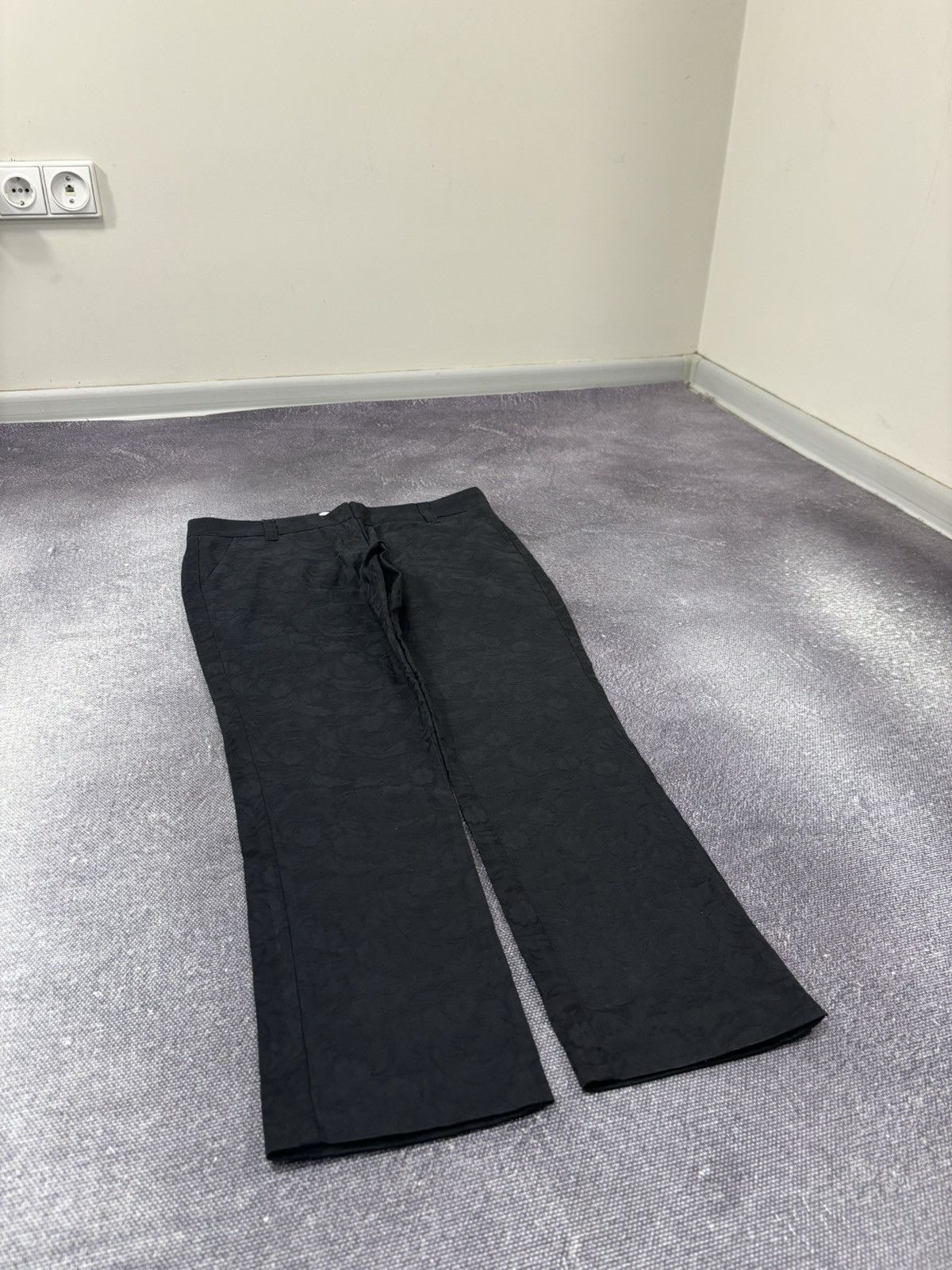 Moschino Vintage Moschino Women’s Flowers Pattern Luxury Black Pants Size 28" / US 6 / IT 42 - 3 Thumbnail