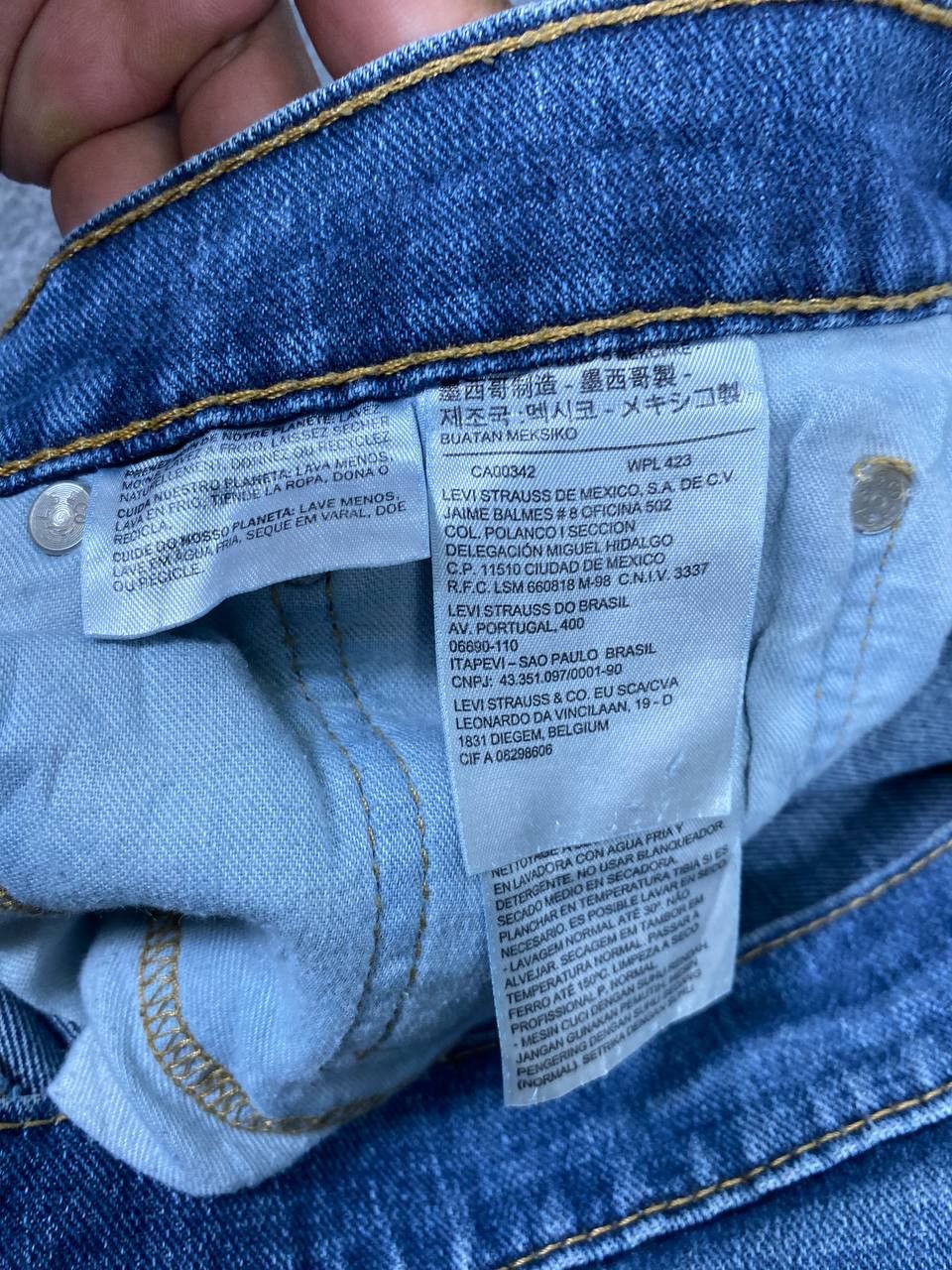 Levi's levis 505 distressed denim nice design Size US 35 - 11 Thumbnail