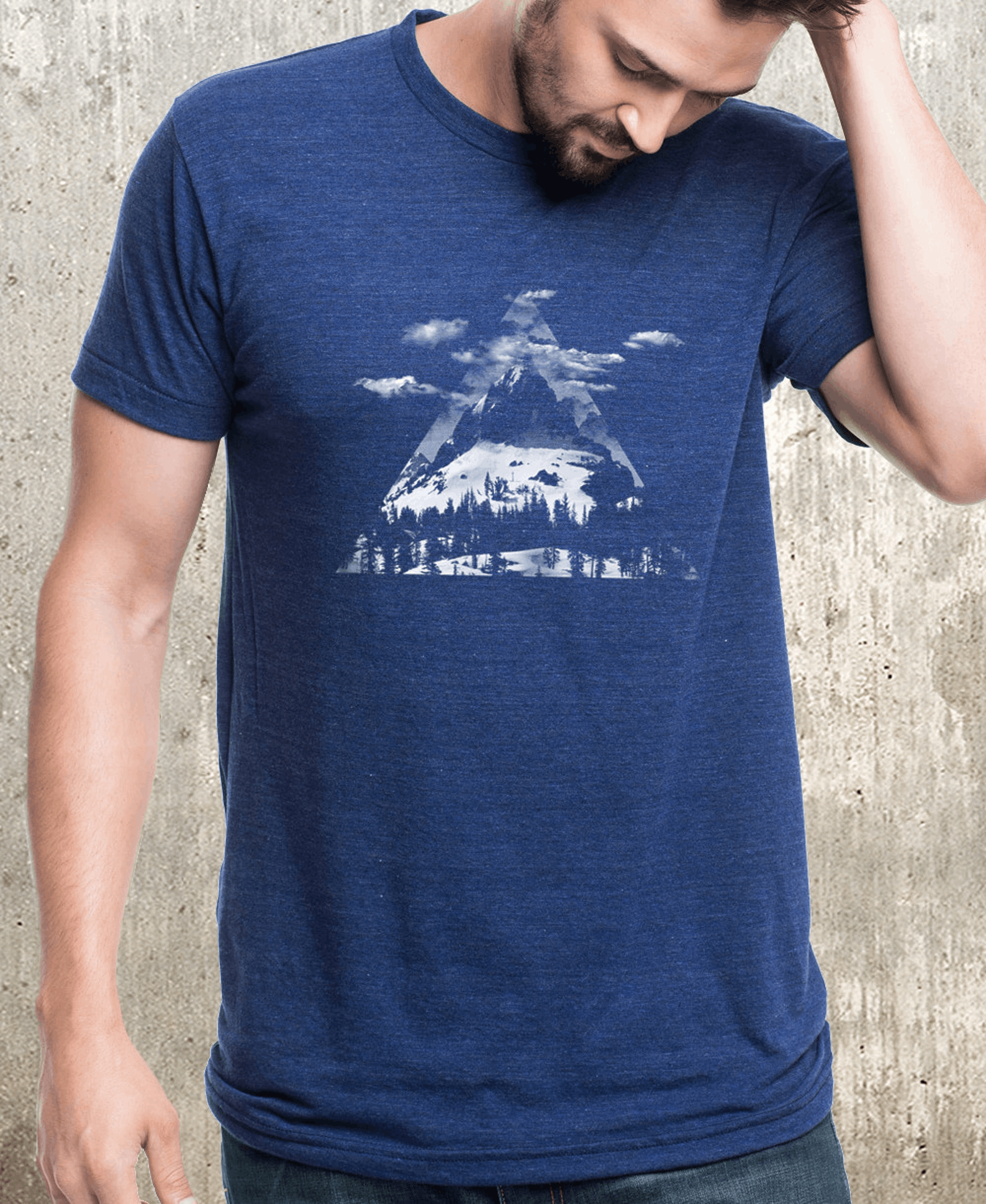 Designer × Vintage Mountain Cloud Triangles Graphic Tee Size US M / EU 48-50 / 2 - 3 Thumbnail