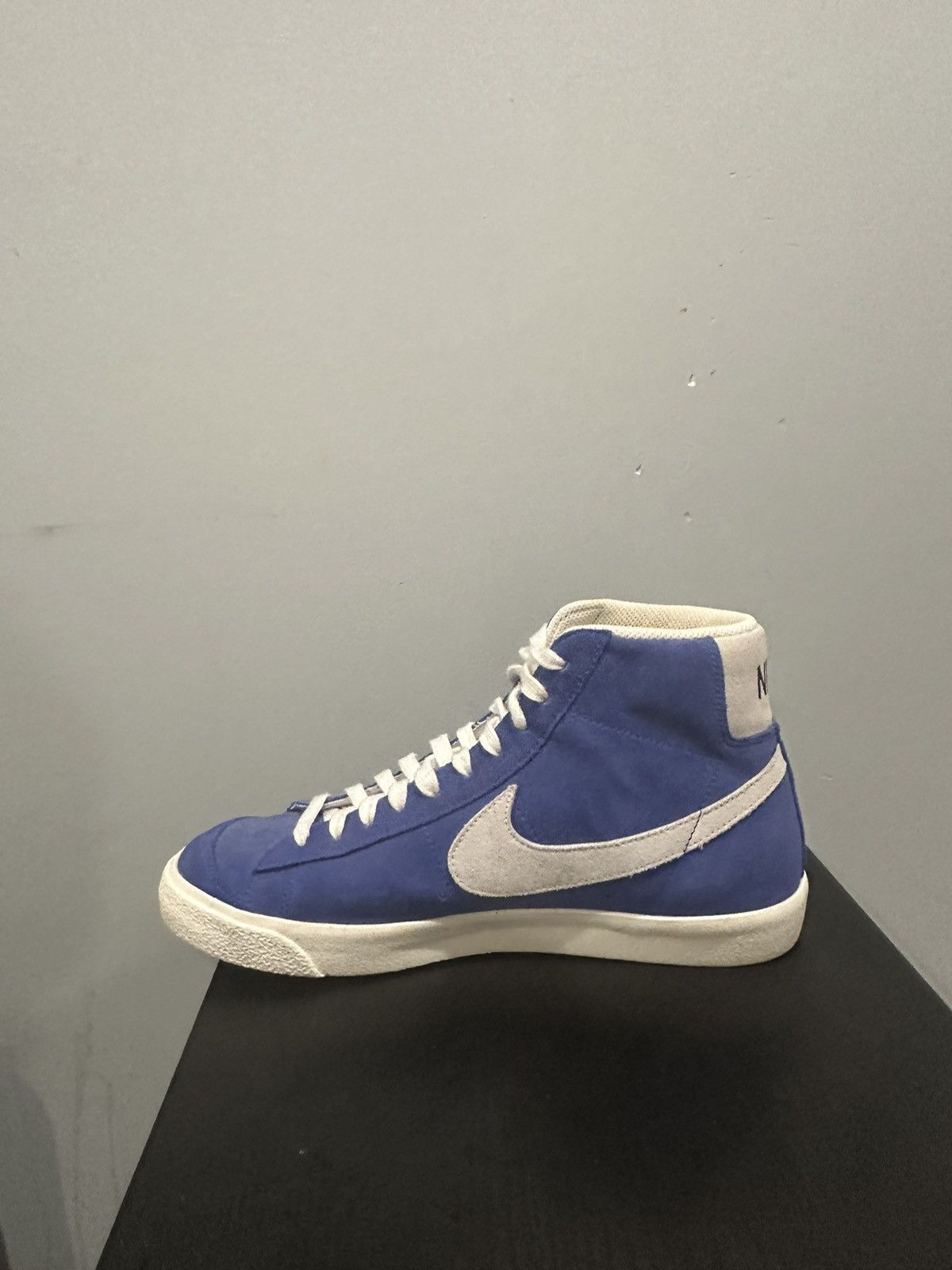 Nike Blazer Mid '77 Suede 'Racer Blue Size US 10 / EU 43 - 7 Thumbnail