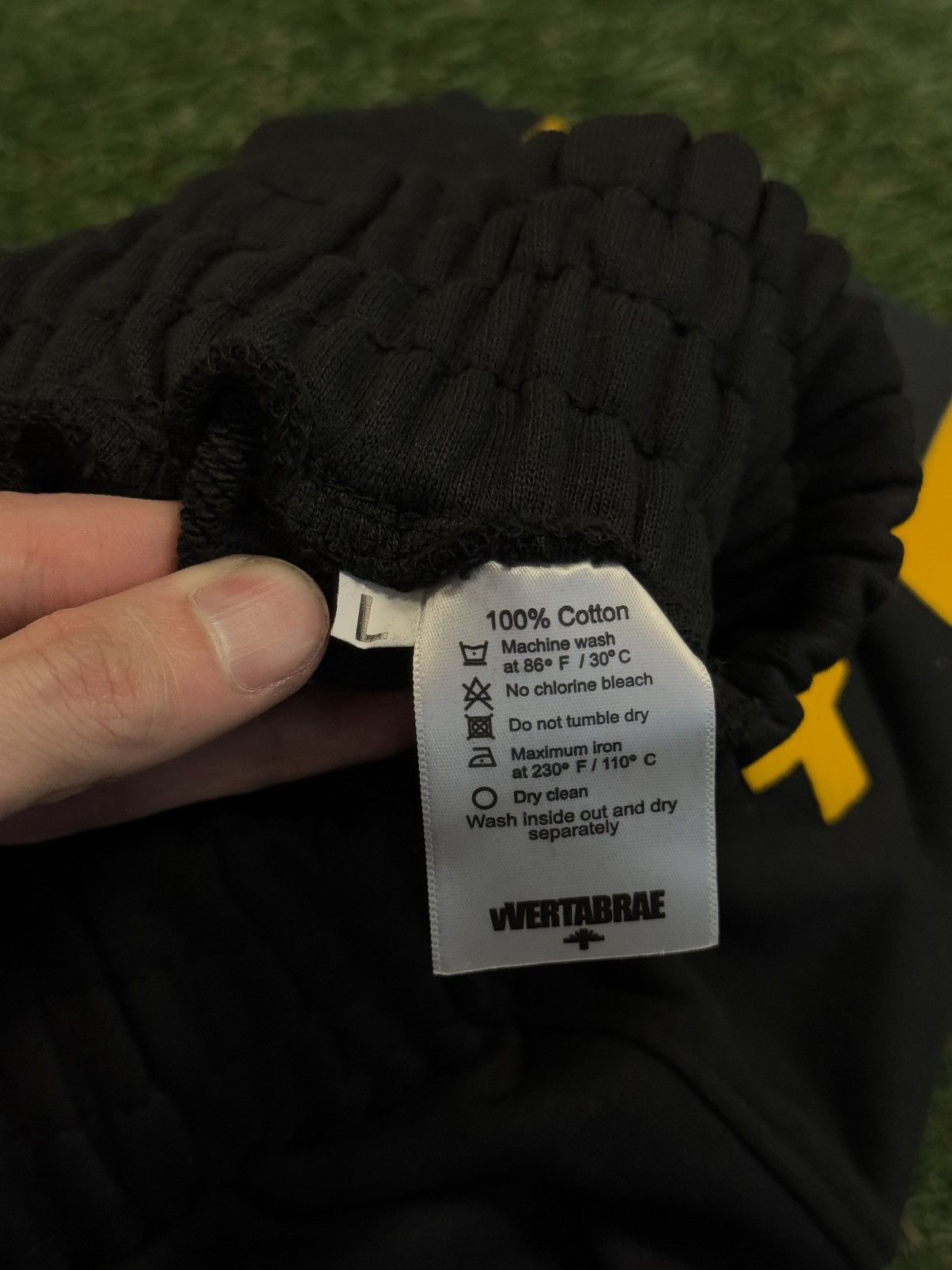 Vertabrae Vertabrae Sweatpants Black/Yellow Size L (NEW) Size US 32 / EU 48 - 8 Thumbnail