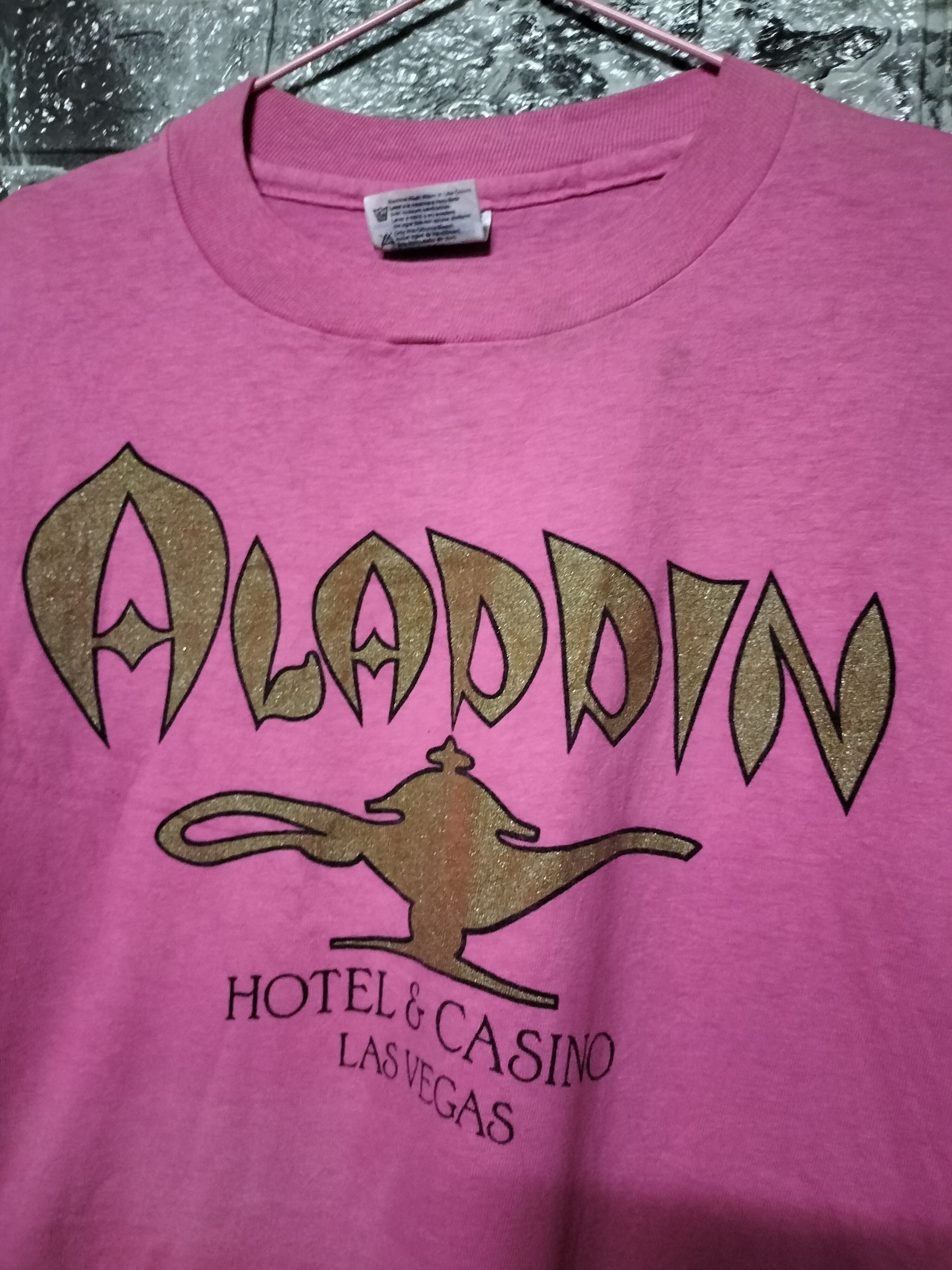 Vintage Vintage 90s Aladdin hotel and casino hanes single stitch Size US XXL / EU 58 / 5 - 3 Thumbnail
