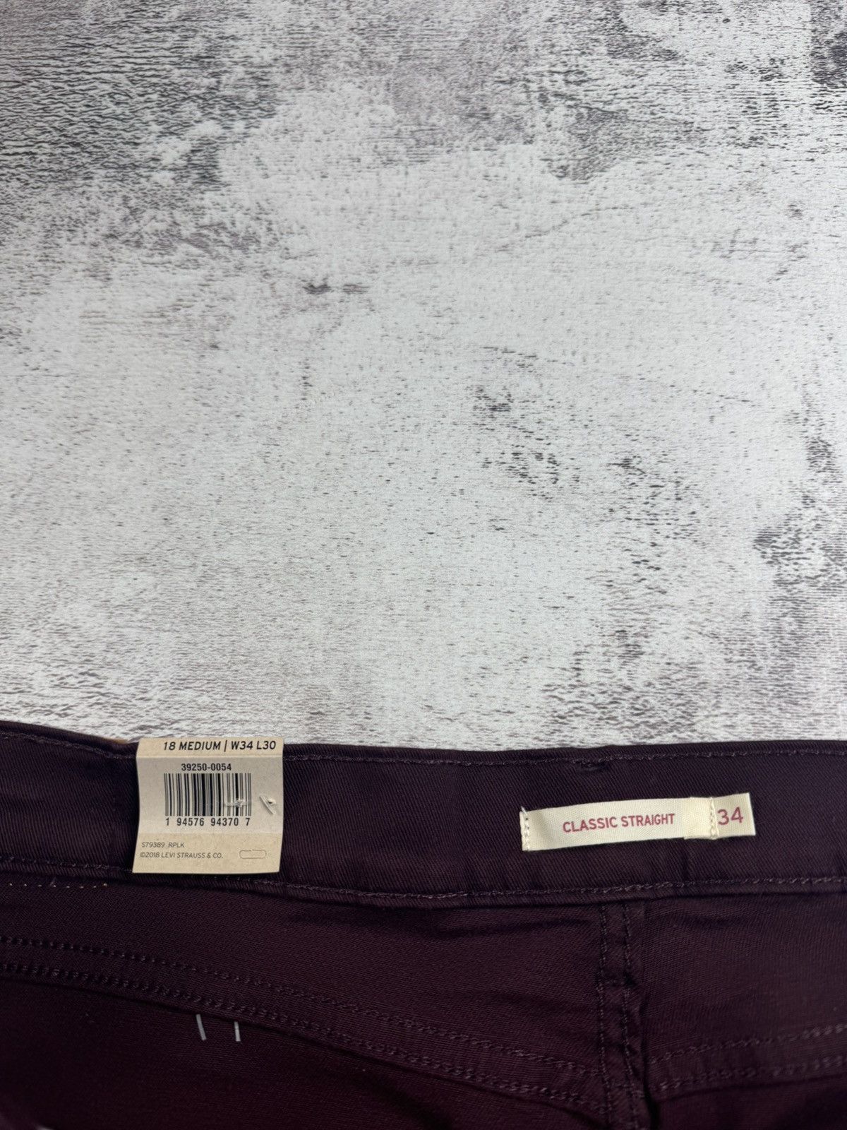 Levi's Levi’s NEW Classic Straight Men’s Cherry W34 L30 Cotton Mid Rise Pants Trousers Size US 34 / EU 50 - 18 Thumbnail
