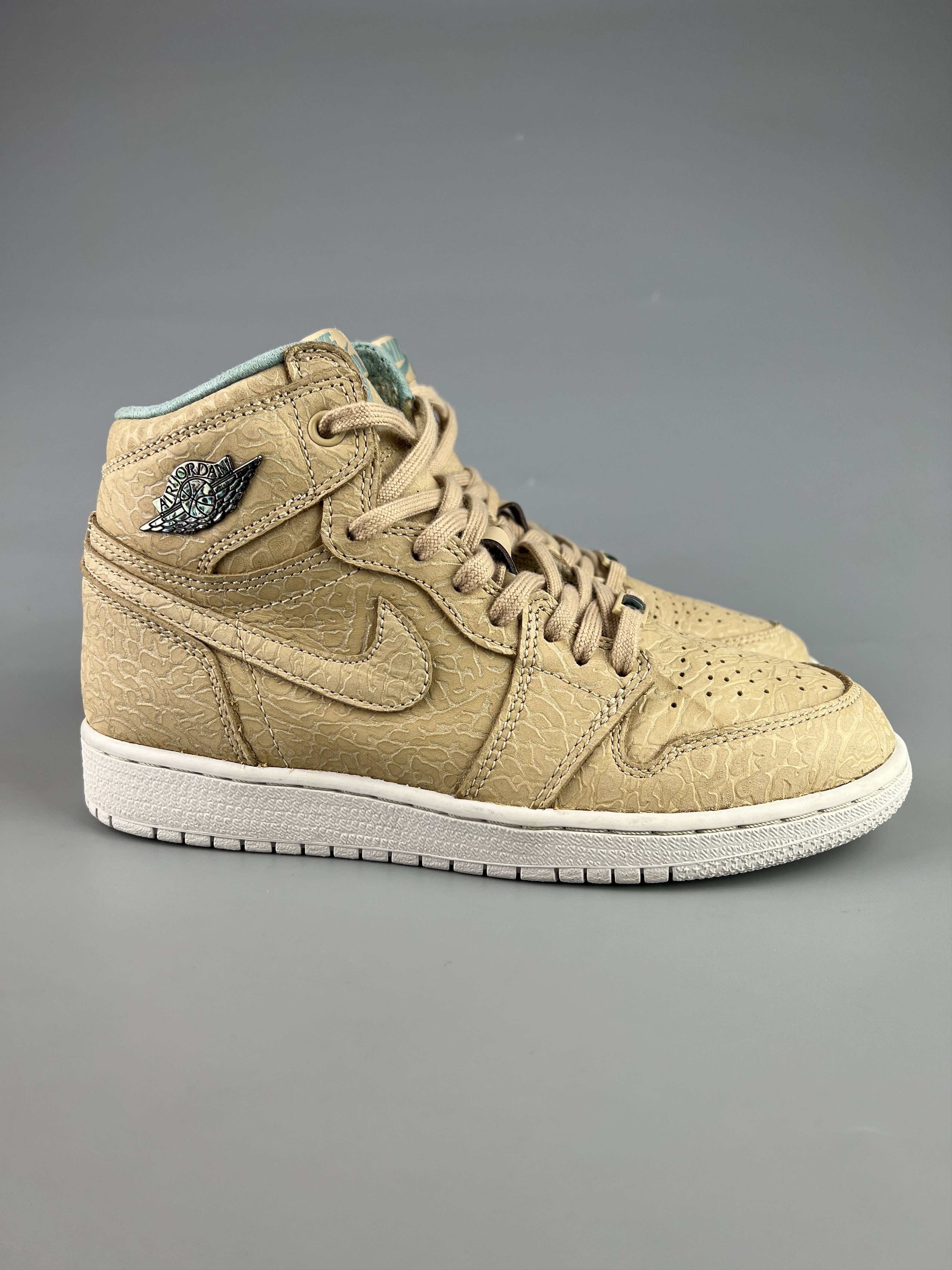 Jordan Brand × Nike 2014 Air Jordan 1 Retro High OG GG "Pearl" Size US 6 / IT 36 - 2 Thumbnail