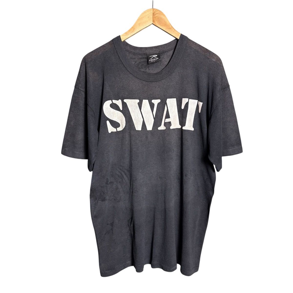 Vintage Vintage 90s SWAT Military Single Stitch T-Shirt Size US L / EU 52-54 / 3 - 1 Thumbnail
