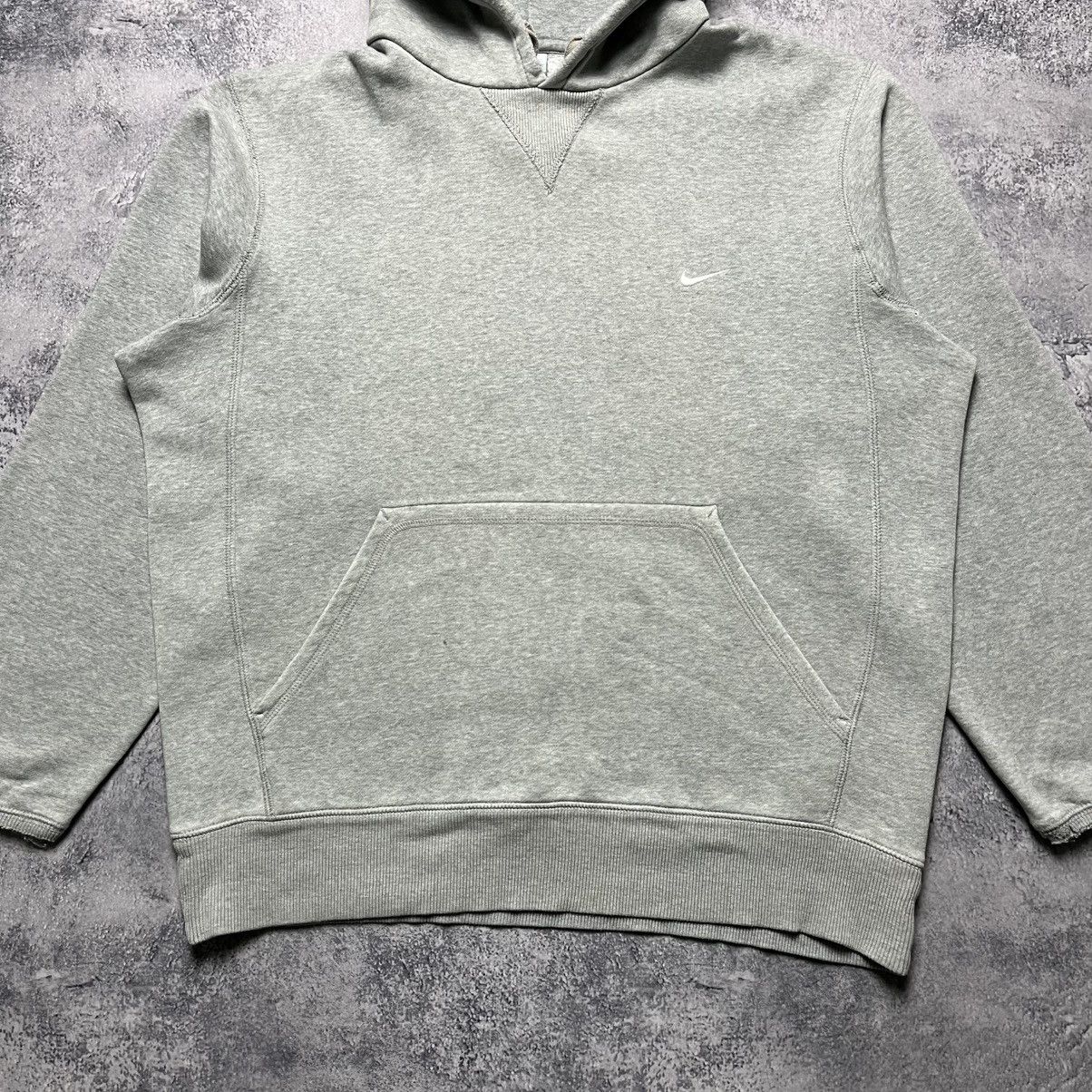 Nike Vintage Nike Gray Hoodie Pocket Swoosh Streetwear Y2K Size US M / EU 48-50 / 2 - 3 Thumbnail
