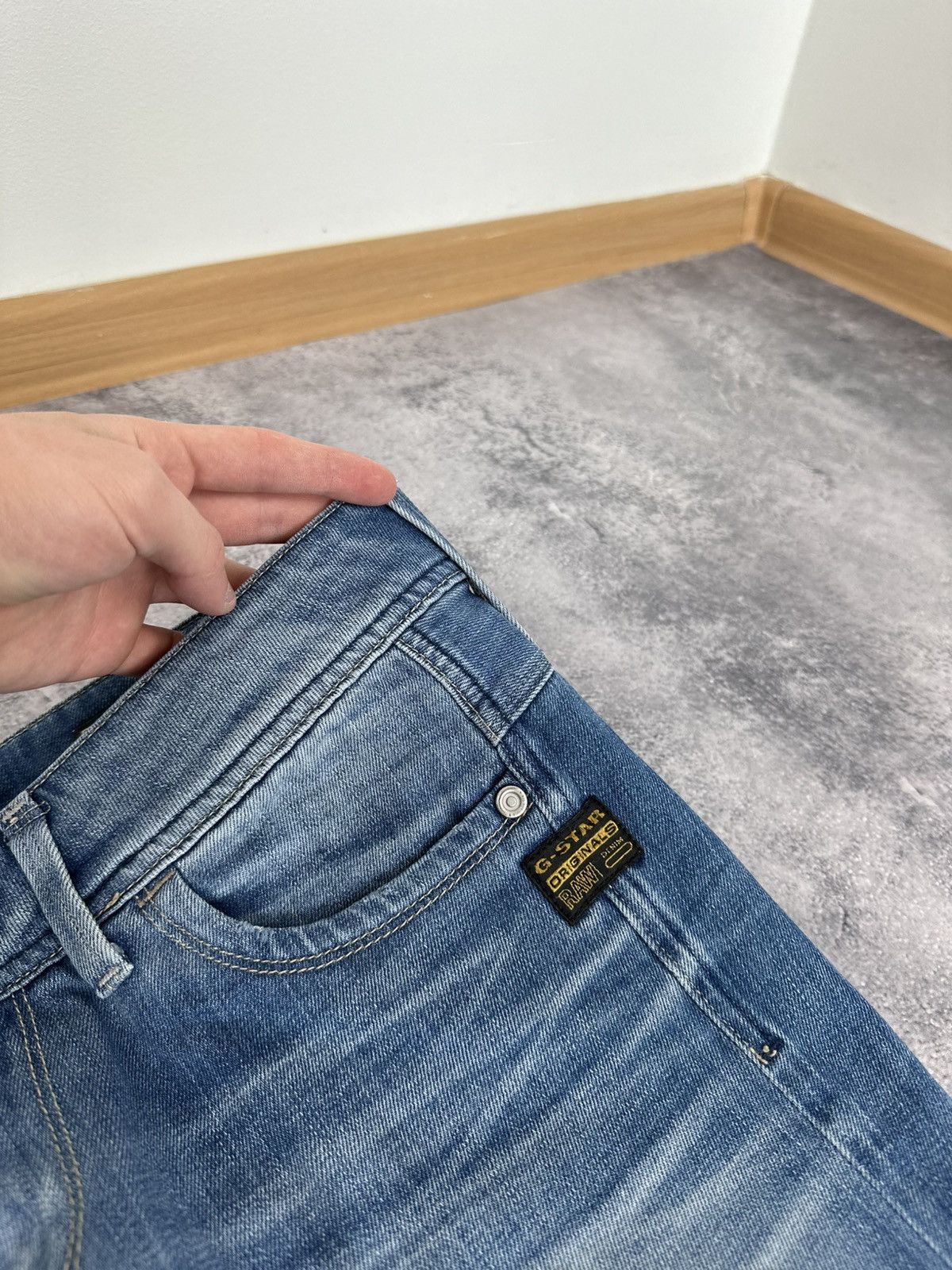 G-Star Vintage G-Star Y2K Washed Denim Faded Baggy Bootcut Jeans Size US 32 / EU 48 - 6 Thumbnail