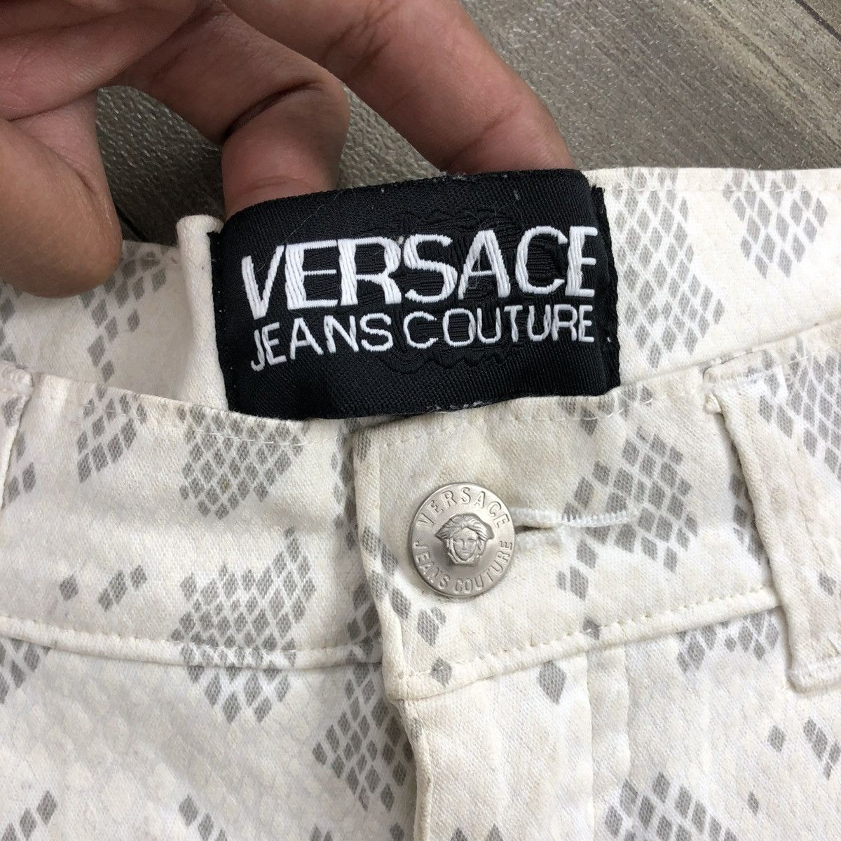 Versace Vintage Versace Jeans Country Snake Skin Jeans Luxury Size US 26 / EU 42 - 6 Thumbnail
