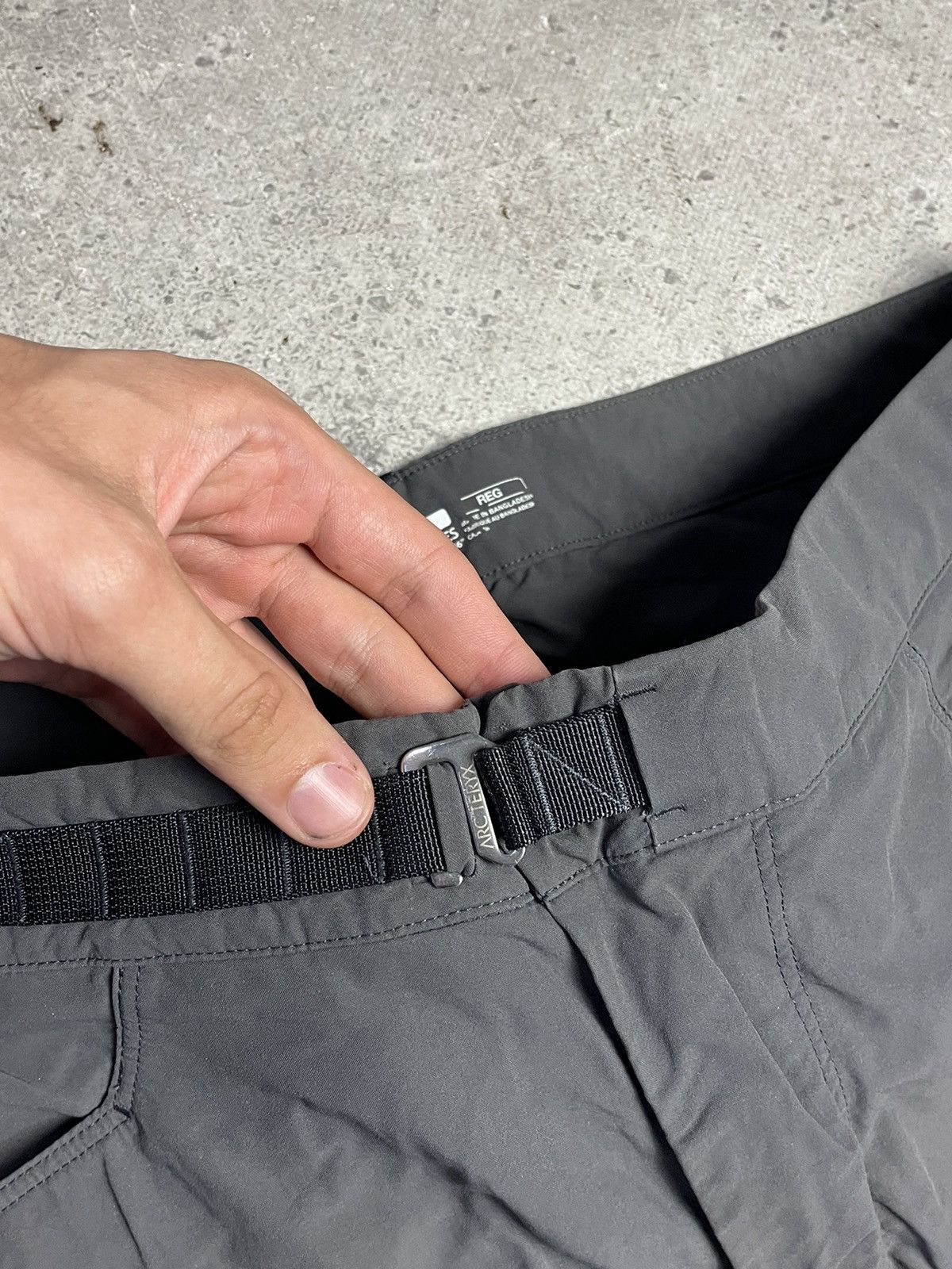 Arc'teryx ARCTERYX Pants Cargo Hiking Trekking Size US 36 / EU 52 - 5 Thumbnail