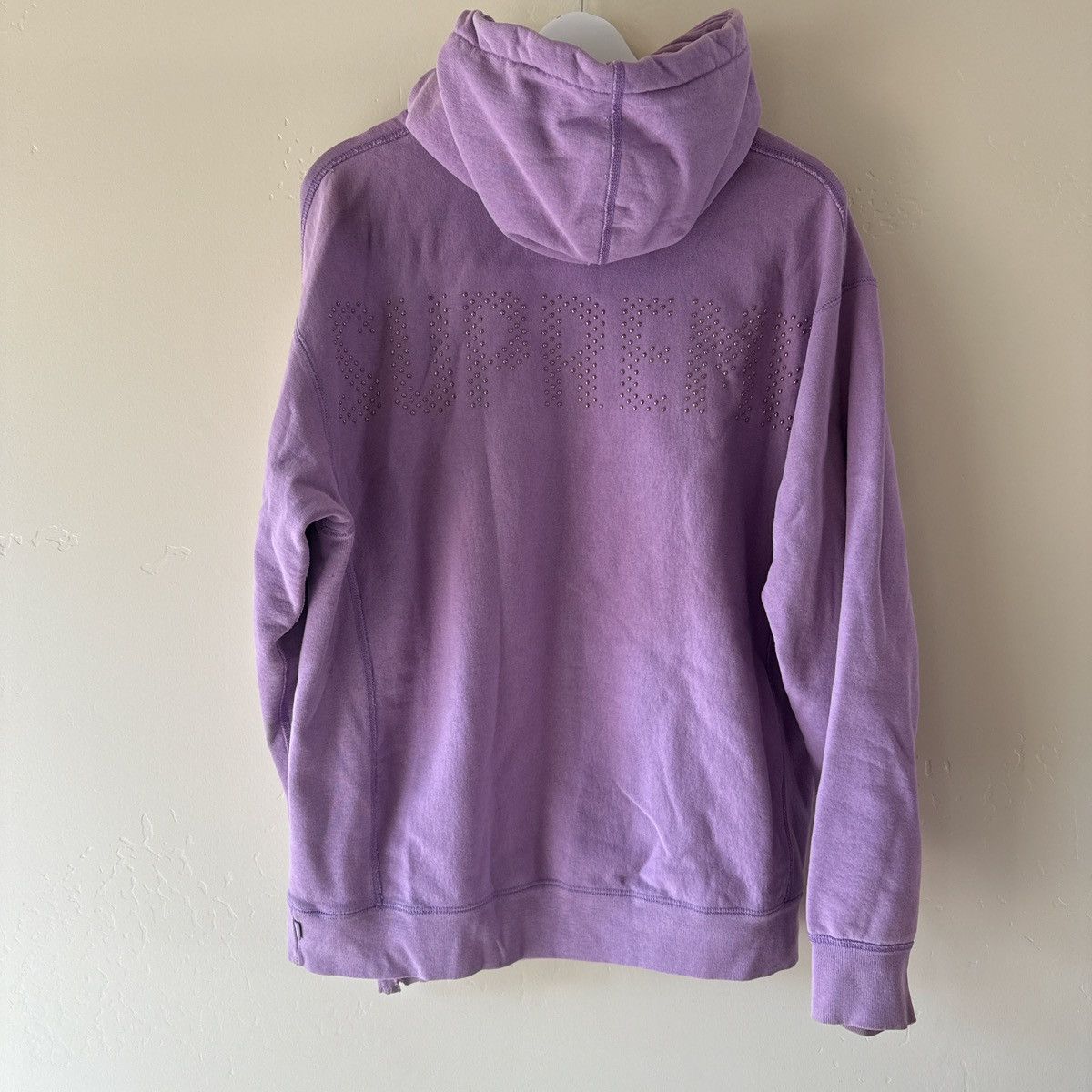 Supreme Vintage Supreme Supreme Purple Bedazzled Hoodies Size US M / EU 48-50 / 2 - 3 Thumbnail