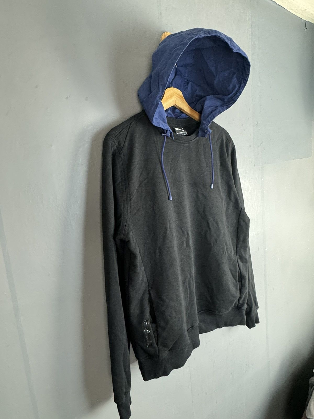 トップス 00s PUMA by hussein chalayan hoodie BLK Hussein Chalayan × Puma × Vintage Puma X Hussein Chalayan