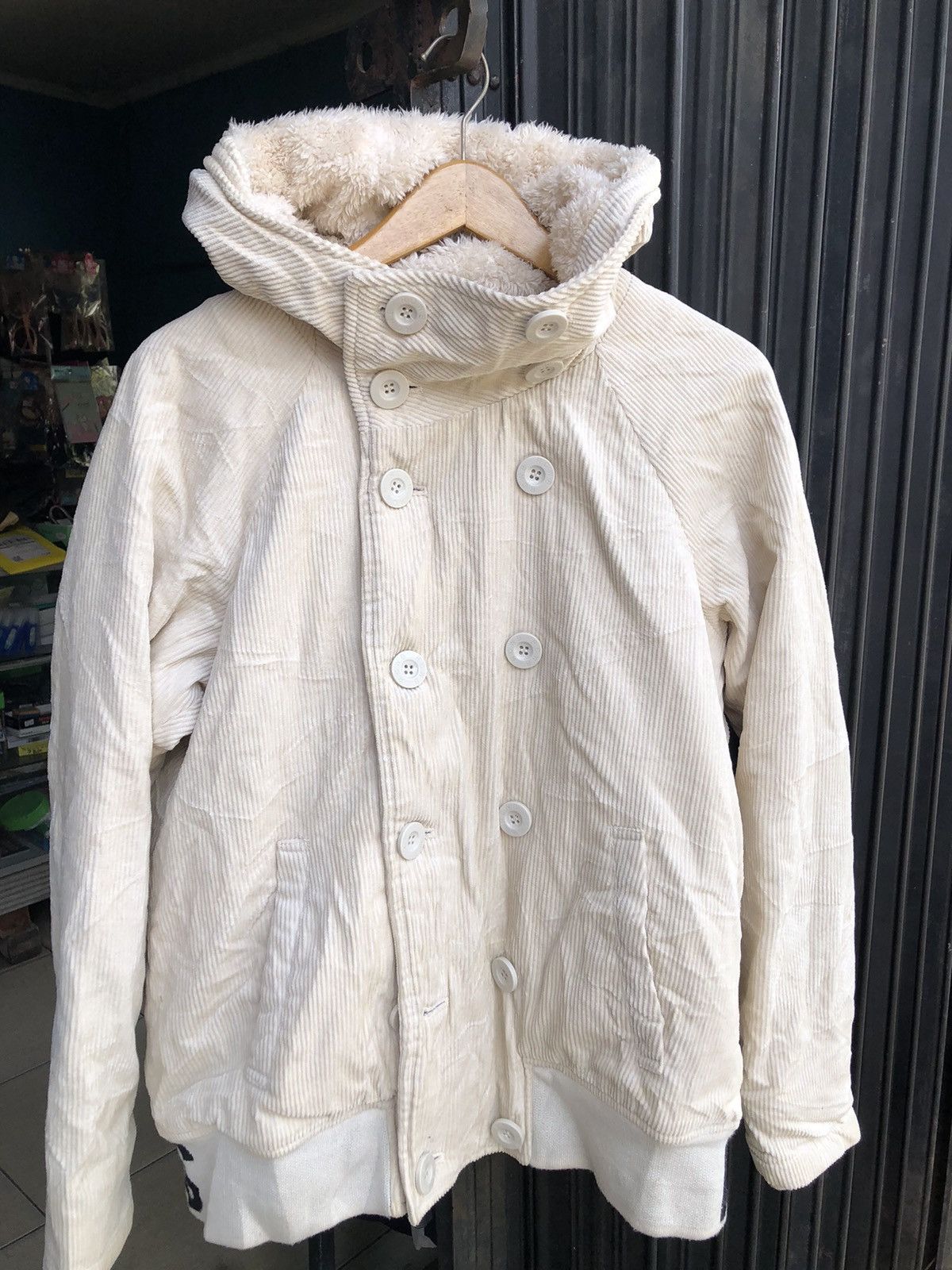 Japanese Brand The Rodeo Growns Wide Bowl Fur Winter Jackets Warm Lining Size US M / EU 48-50 / 2 - 1 Thumbnail