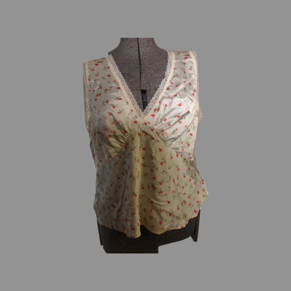Vintage WAYF Blouse Top Womens XL White Polyester Floral Sleeveless V-Neck Pullover Size XL / US 12-14 / IT 48-50 - 1 Thumbnail