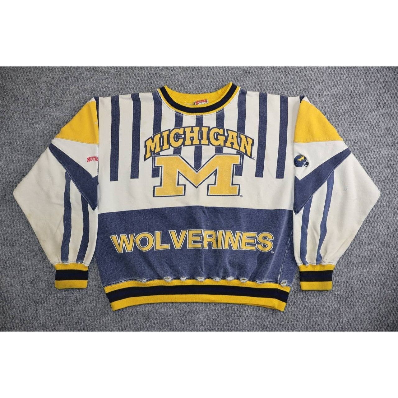 Nutmeg Vtg 90s Nutmeg Mills Michigan Wolverines Sweatshirt L Size US L / EU 52-54 / 3 - 12 Thumbnail