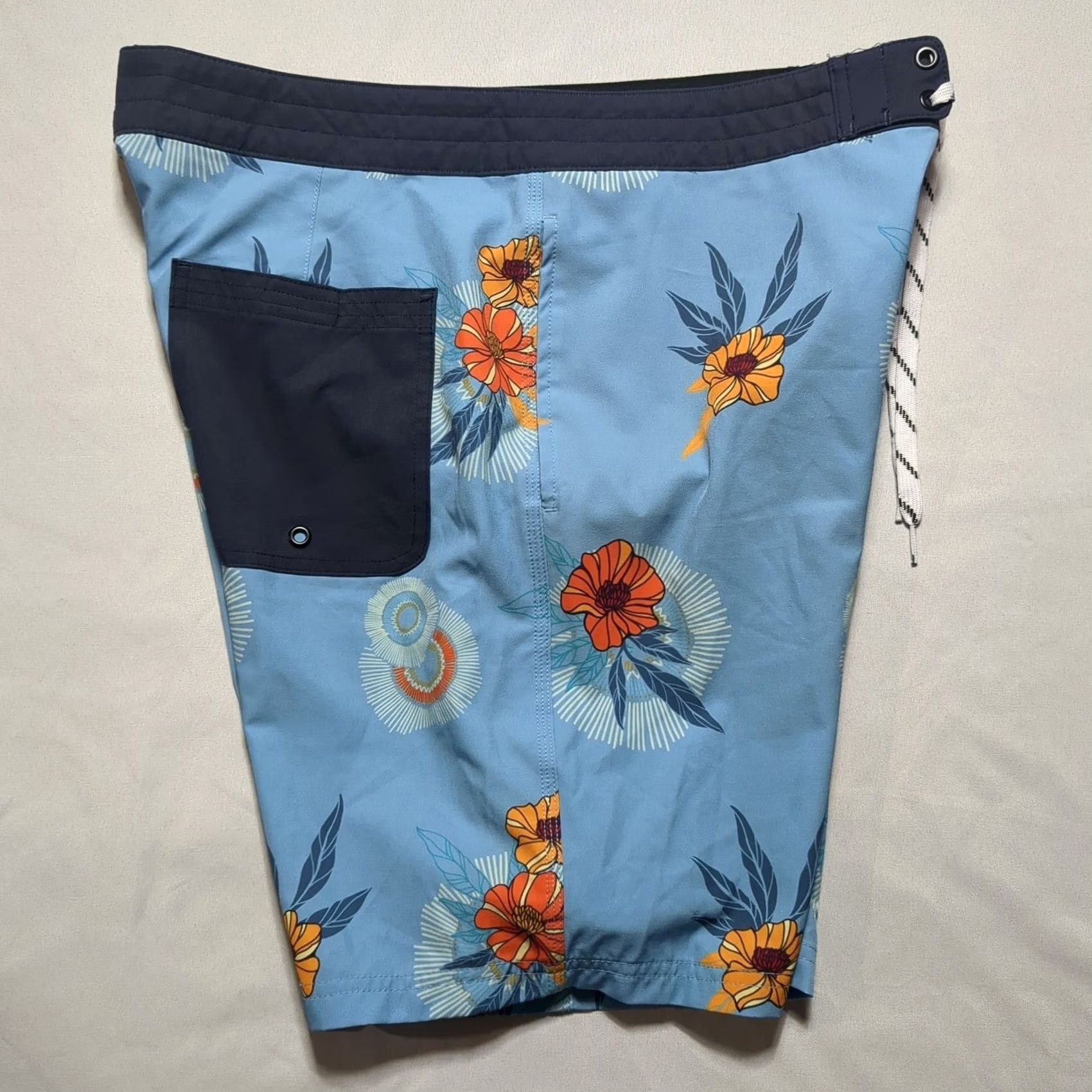 Nomad Nomad Surf Shop Mens Board Shorts Blue Floral Tropical Quick Dry Stretch 30 EUC Surfi ng Beach Trunks Size US 30 / EU 46 - 2 Thumbnail