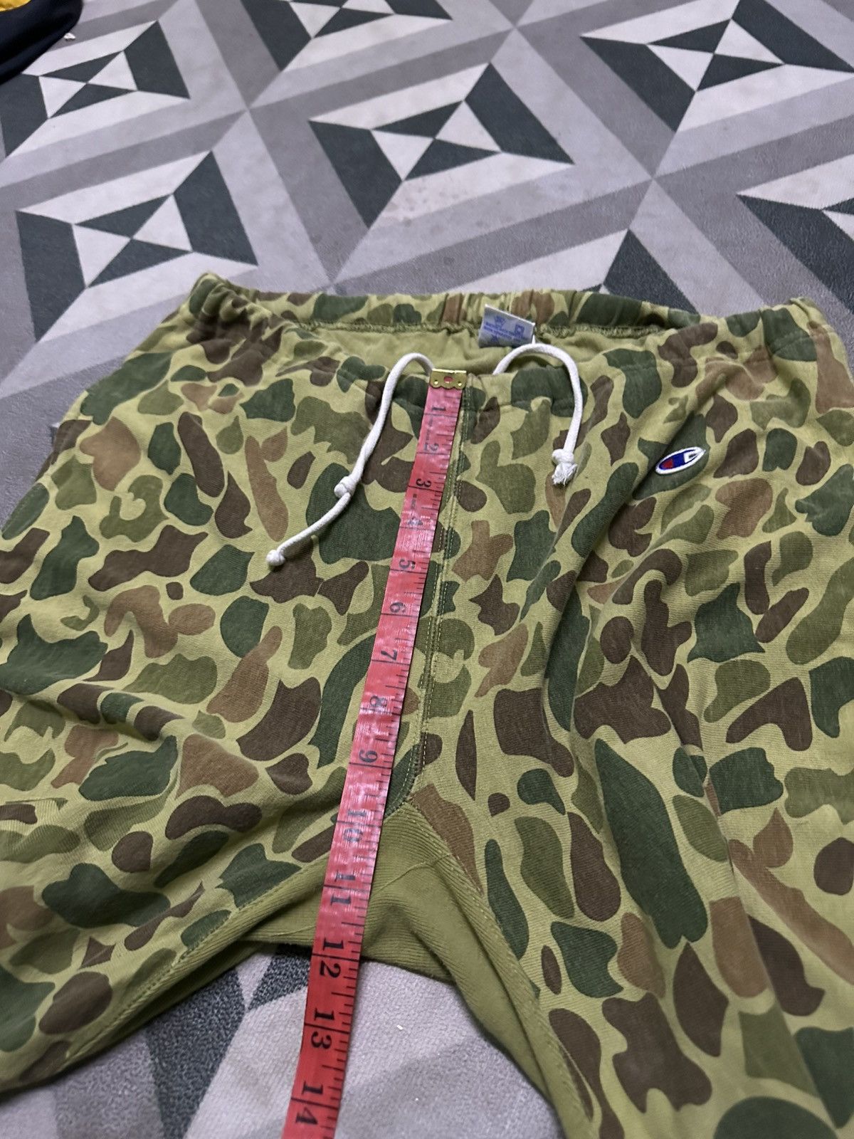 Champion Champion reverse weave camouflage short Size US 30 / EU 46 - 15 Thumbnail