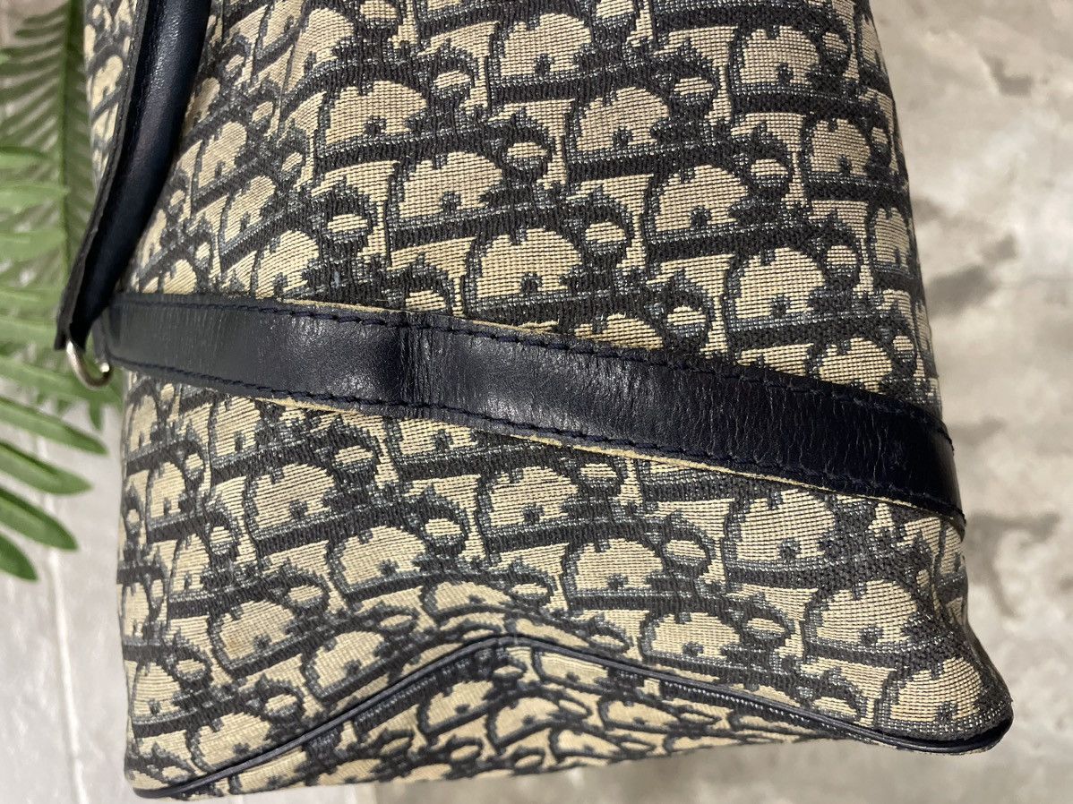 Dior Christian Dior Vintage Duffle Bag Size ONE SIZE - 9 Thumbnail