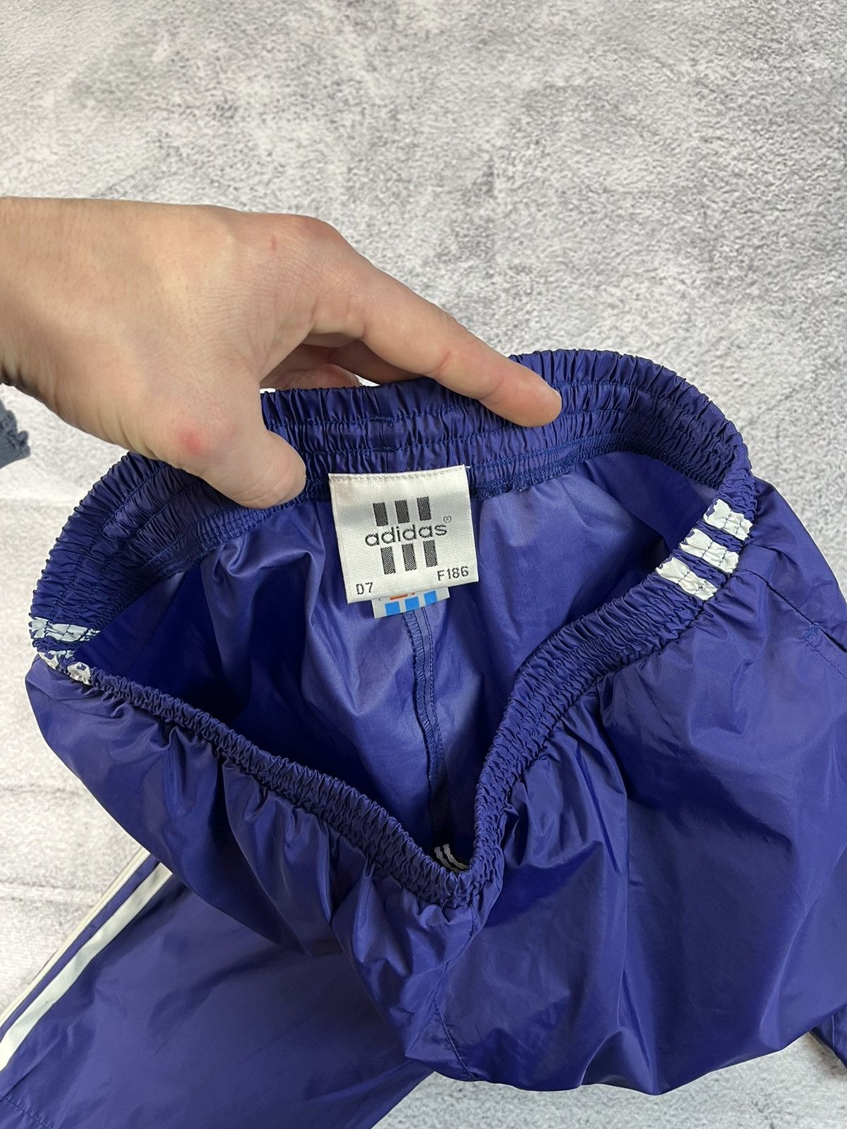 Adidas Vintage Adidas casual pants Size US 36 / EU 52 - 9 Thumbnail