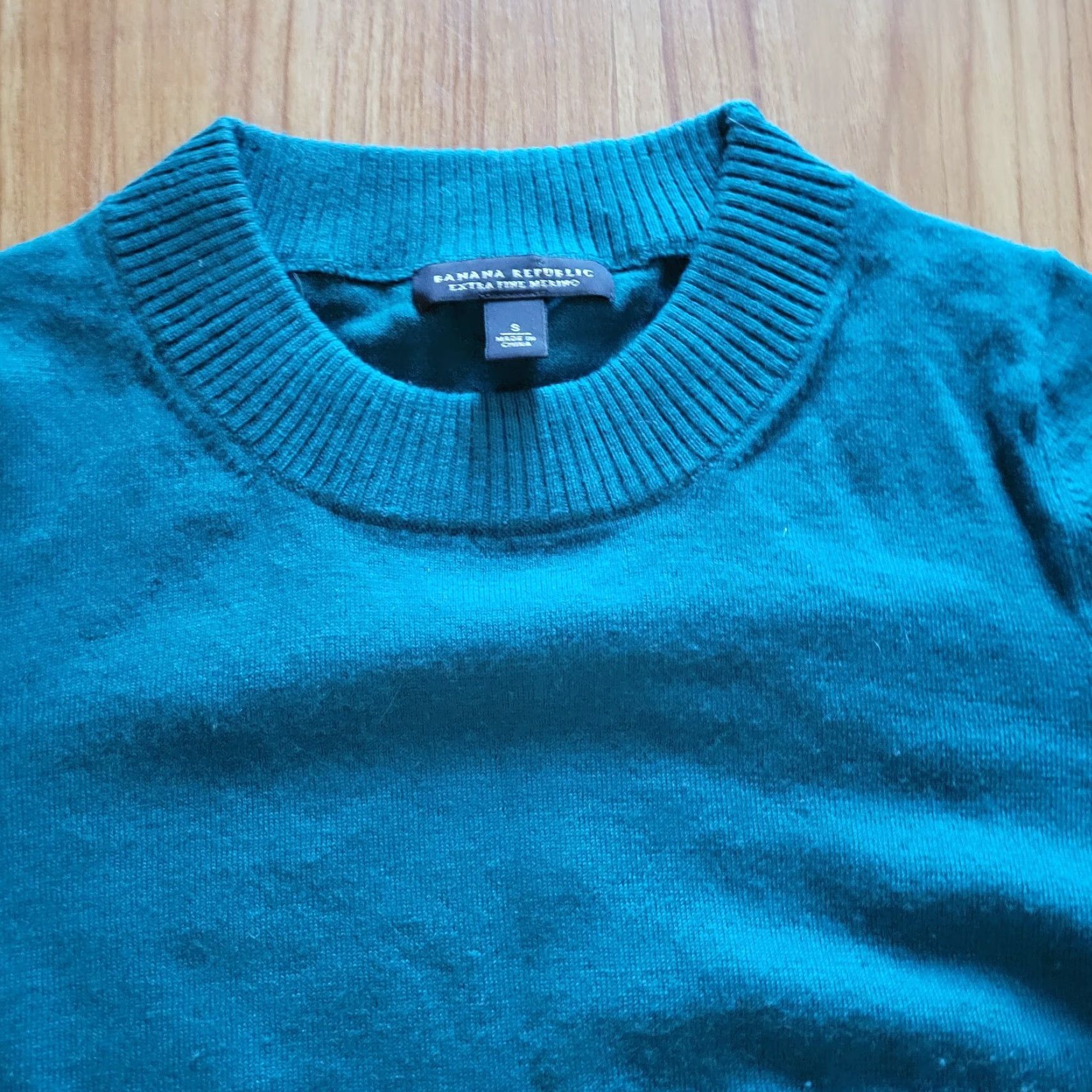 Banana Republic Banana Republic Sweater Shirt Womens Small Green Merino Wool Basic Holiday Size S / US 4 / IT 40 - 3 Thumbnail