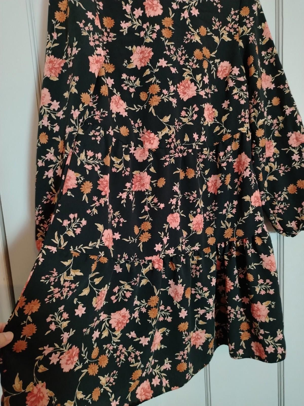 New Look New Look Floral Tiered Smock Mini Dress Size 8 - REPAIR Size S / US 4 / IT 40 - 4 Thumbnail