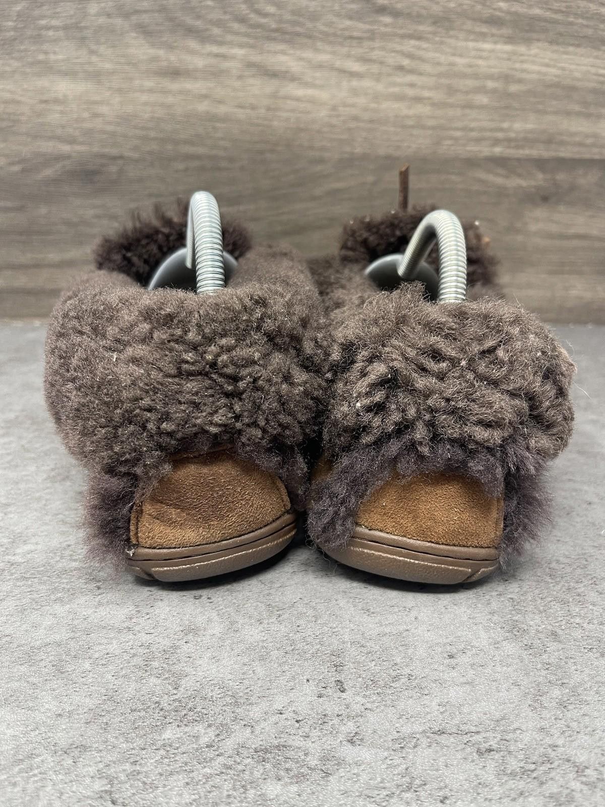 L.L. Bean LL Bean Wicked Good Moccasin Slippers Womens Size 8 Brown Size US 8 / IT 38 - 6 Thumbnail