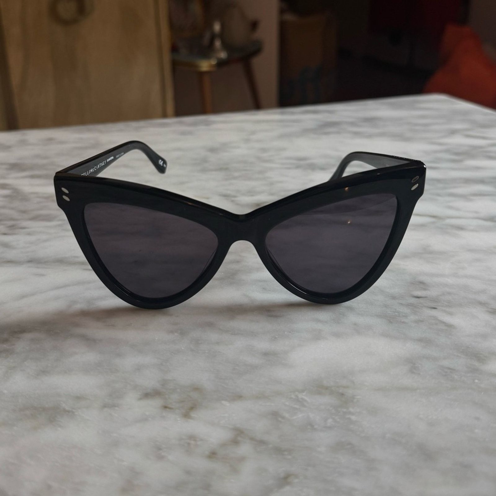 Stella McCartney Stella McCartney Black Cat-Eye Sunglasses Size ONE SIZE - 1 Thumbnail
