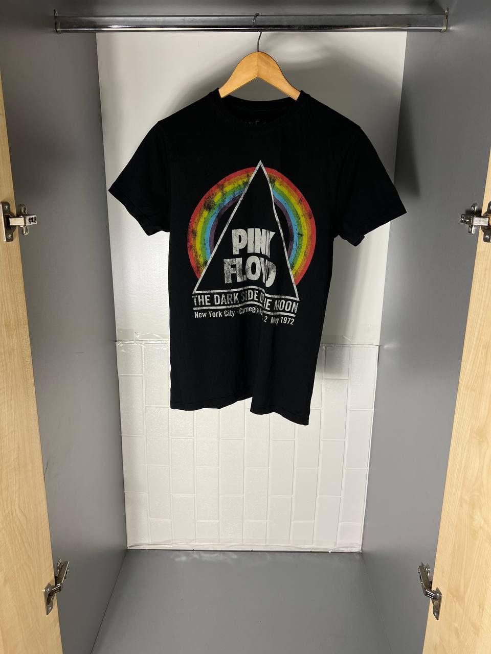 Band Tees VINTAGE PINK FLOYD WORLD TOUR ROCK T-SHIRT METAL Y2K 90s USA Size US M / EU 48-50 / 2 - 1 Thumbnail