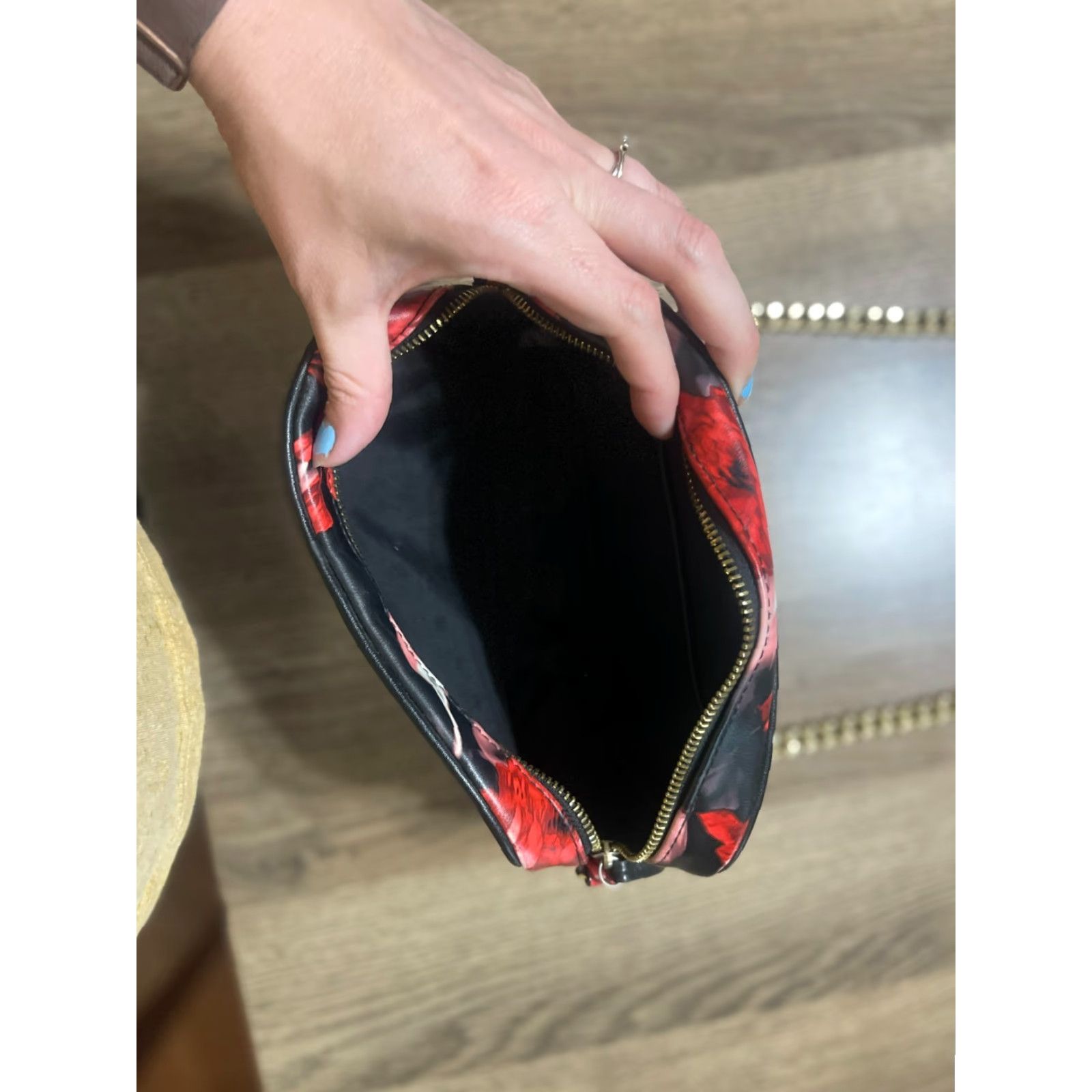 Victoria's Secret VICtoria's Secret Purse, Women's Side Purse, Red Black Gold Sling Bag Leather Black - Women's Vintage? No Size ONE SIZE - 4 Thumbnail
