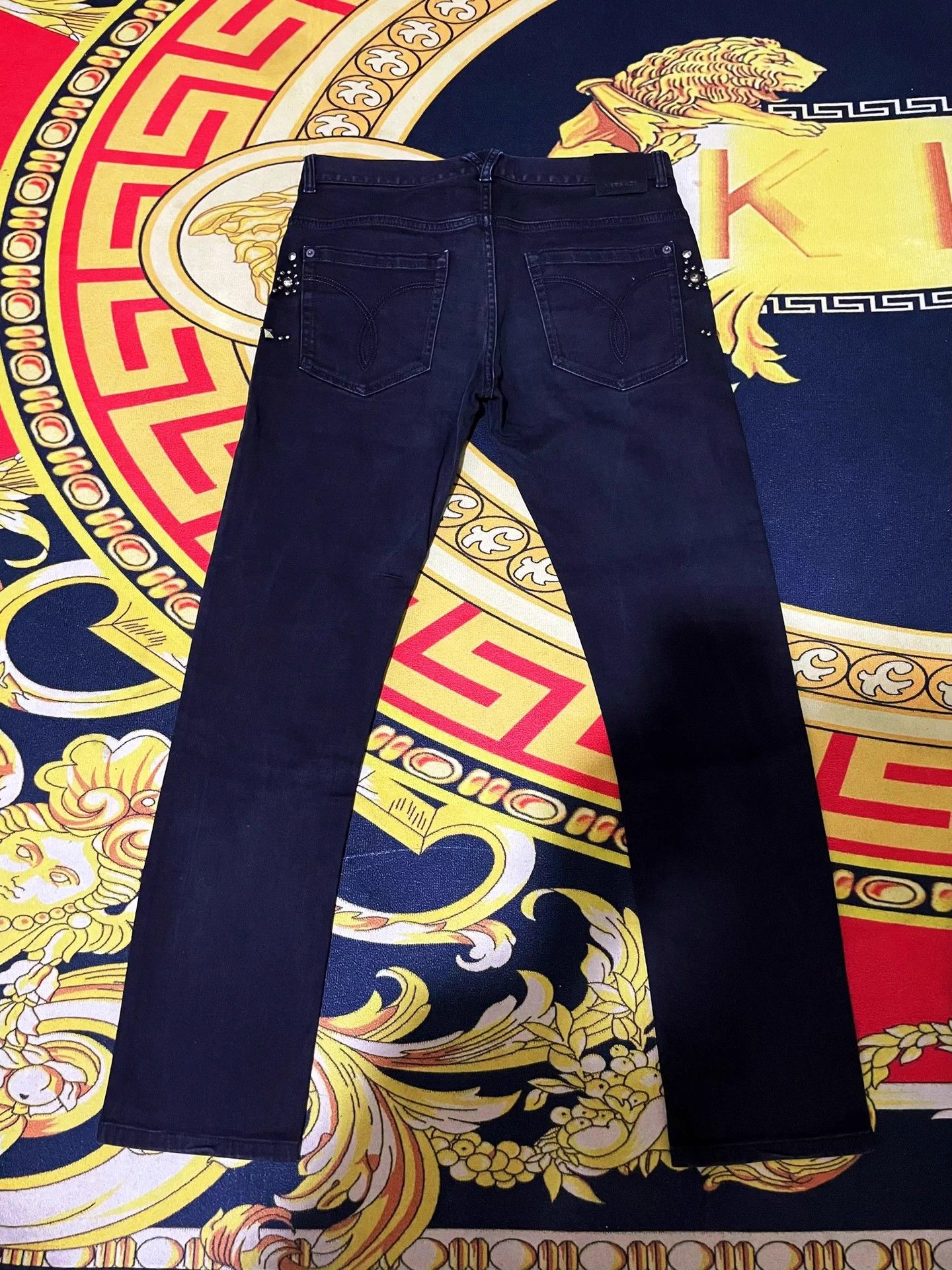 Versace Versace Runway Baroque Print Rivet Jeans New Limited Size US 32 / EU 48 - 2 Thumbnail