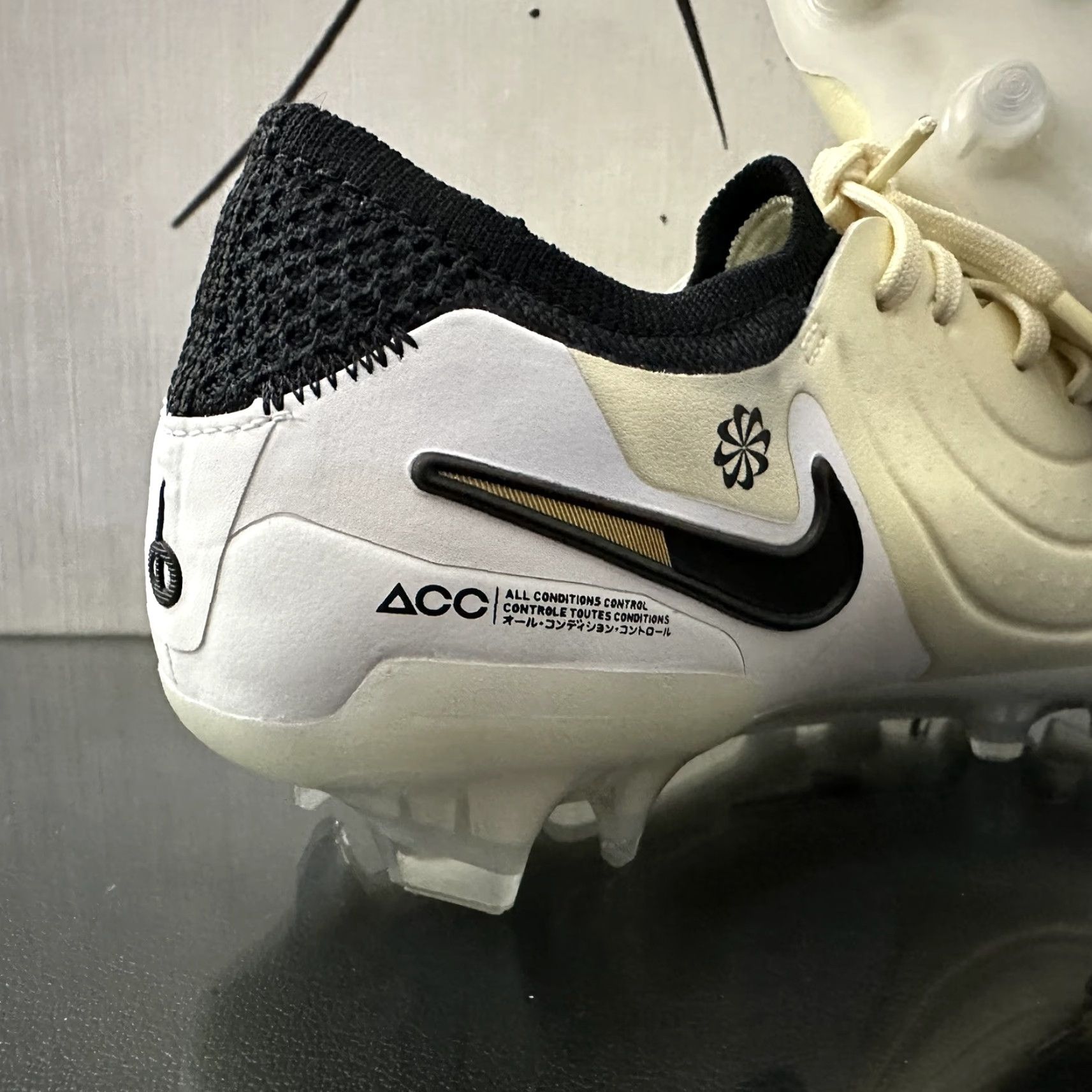 Nike Nike Tiempo Legend 10 Elite FG Soccer Cleats Mens 5 Womens 6.5 Black DV4328-700 Nike Tiempo Legend 10 Elite FG Cleats Mens Womens 5 6.5 Black Size US 5 / IT 35 - 7 Thumbnail