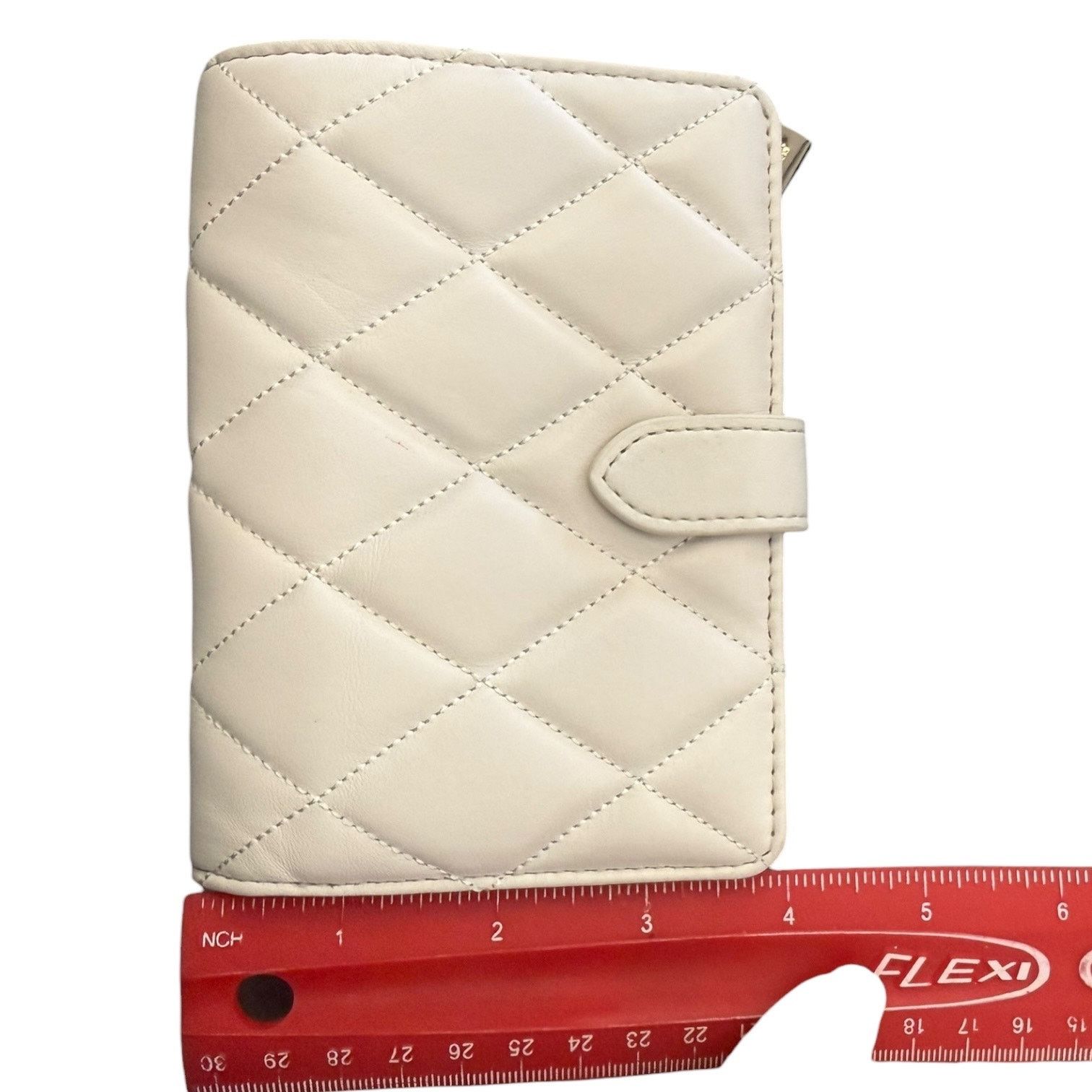 Kate Spade Off White Carey Quilted Bifold Snap Wallet