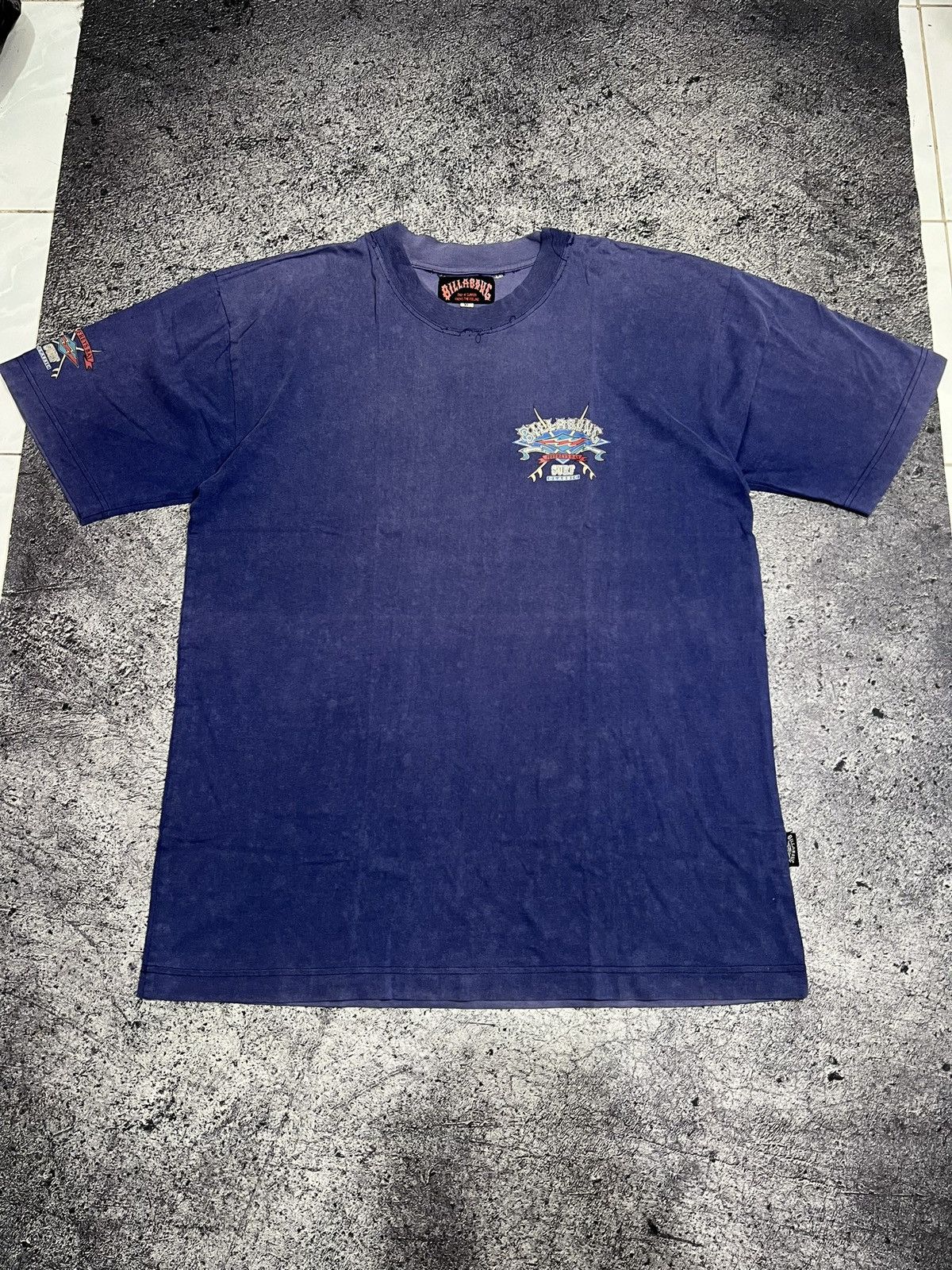 Comme des Garcons 2000s Archival Billabong Surf Thrashed Graphic Faded Tee y2k Size US L / EU 52-54 / 3 - 2 Thumbnail