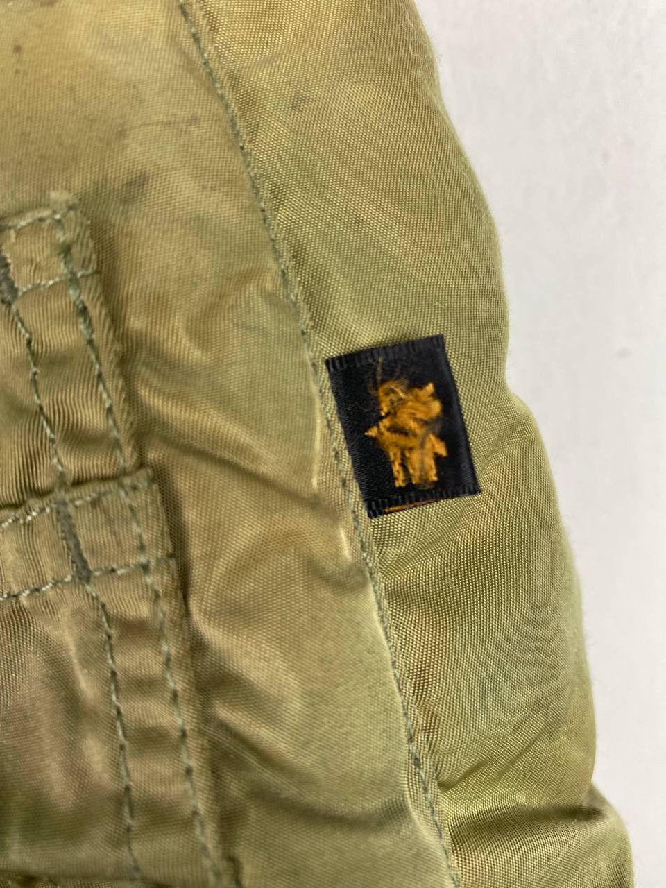 Alpha Industries alpha industries thrashed bomber jacket Size US L / EU 52-54 / 3 - 8 Thumbnail