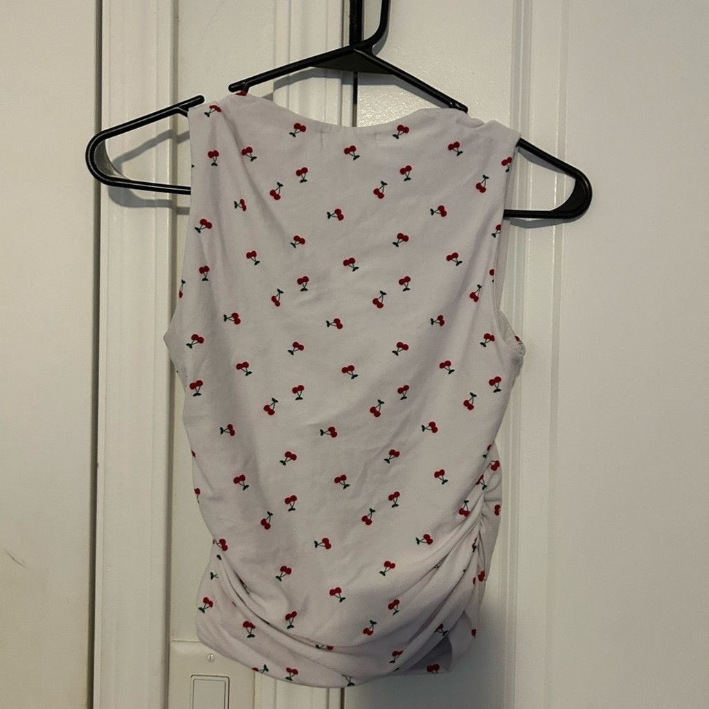 Forever 21 Forever 21 Cherry Patterned White Camisole Size S / US 4 / IT 40 - 3 Thumbnail