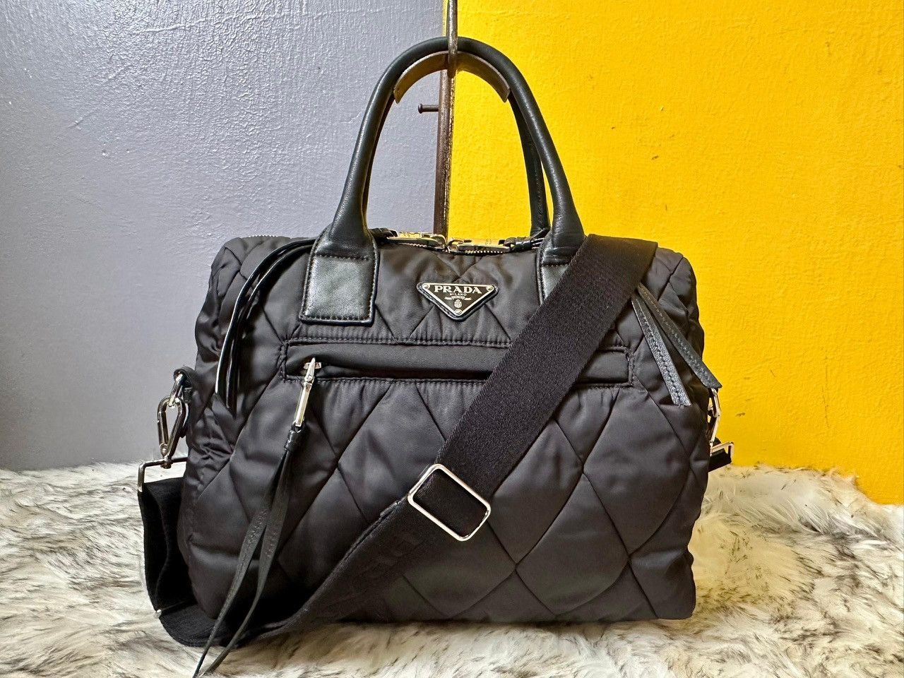 Prada Authentic Prada Bomber Convertible Quilted Nylon Small Bag Size ONE SIZE - 18 Thumbnail