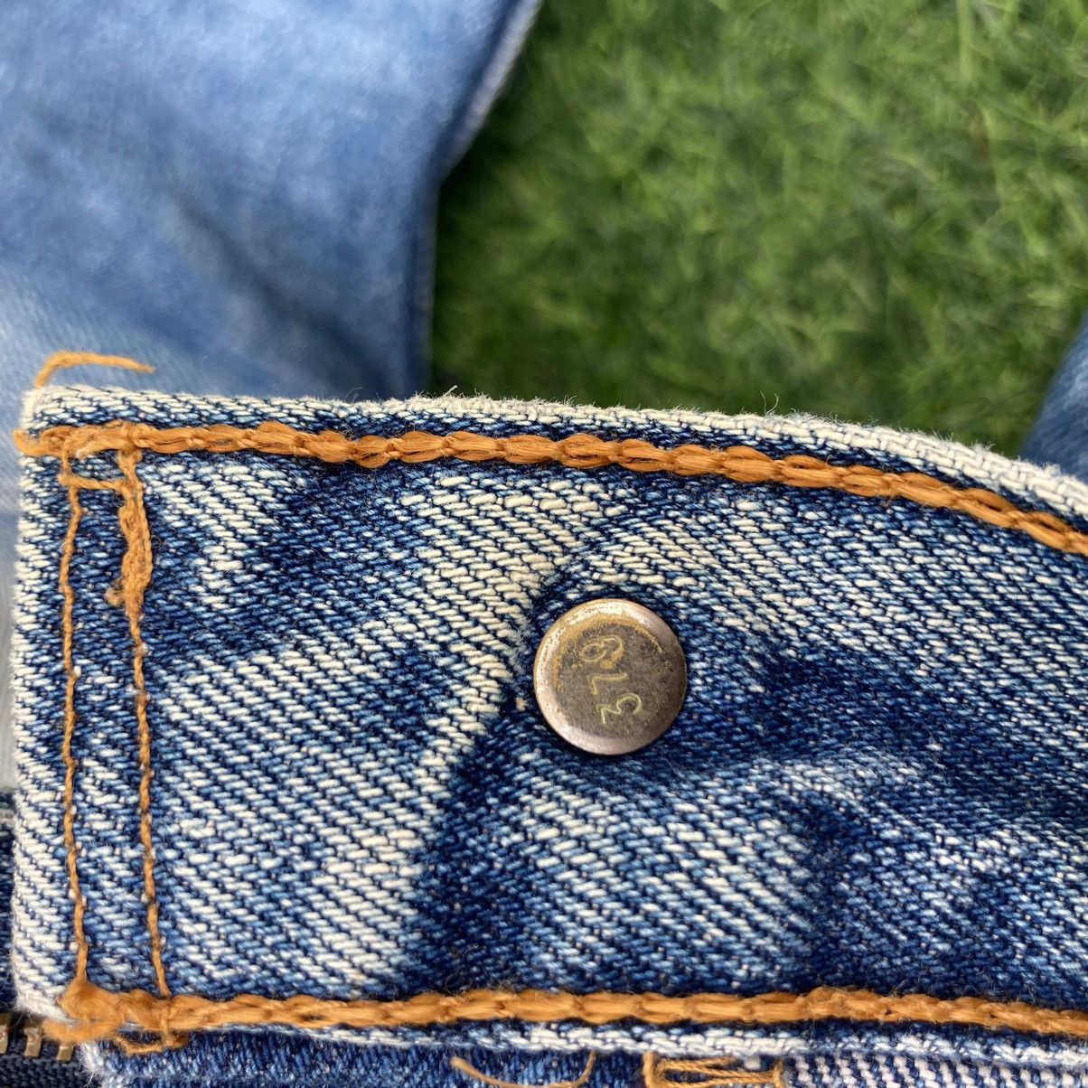 Levi's × Levi's Vintage Clothing × Vintage VINTAGE LEVI’S 505 SINGLE R DISTRESSED JEANS Size US 31 - 11 Thumbnail