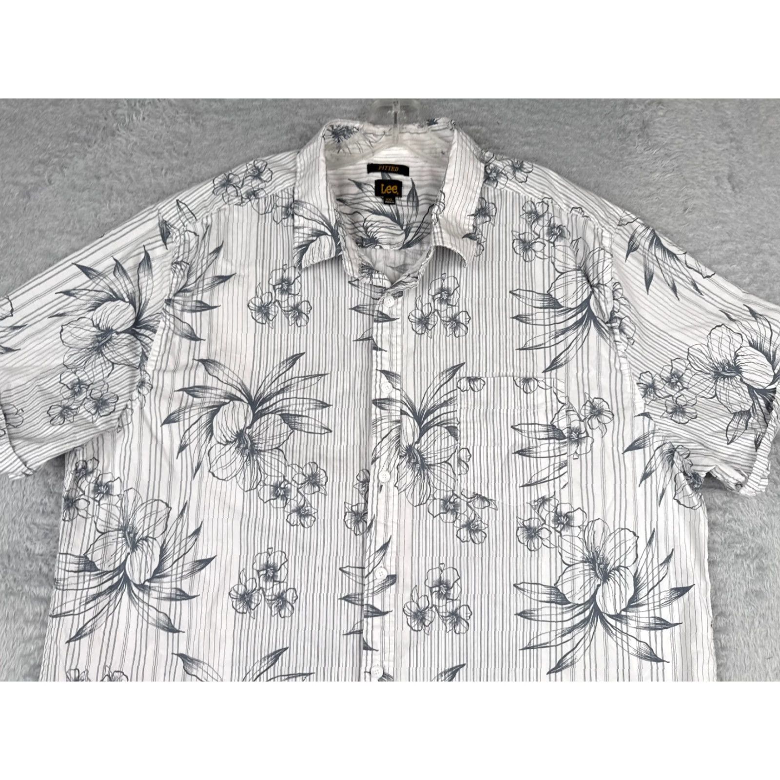 Lee Lee Shirt Men 2XL White Fitted Button Up Cotton Hawaiian Floral Short Sleeve Pinstripe Beach Vacation Aloha Resort Size US XXL / EU 58 / 5 - 4 Thumbnail