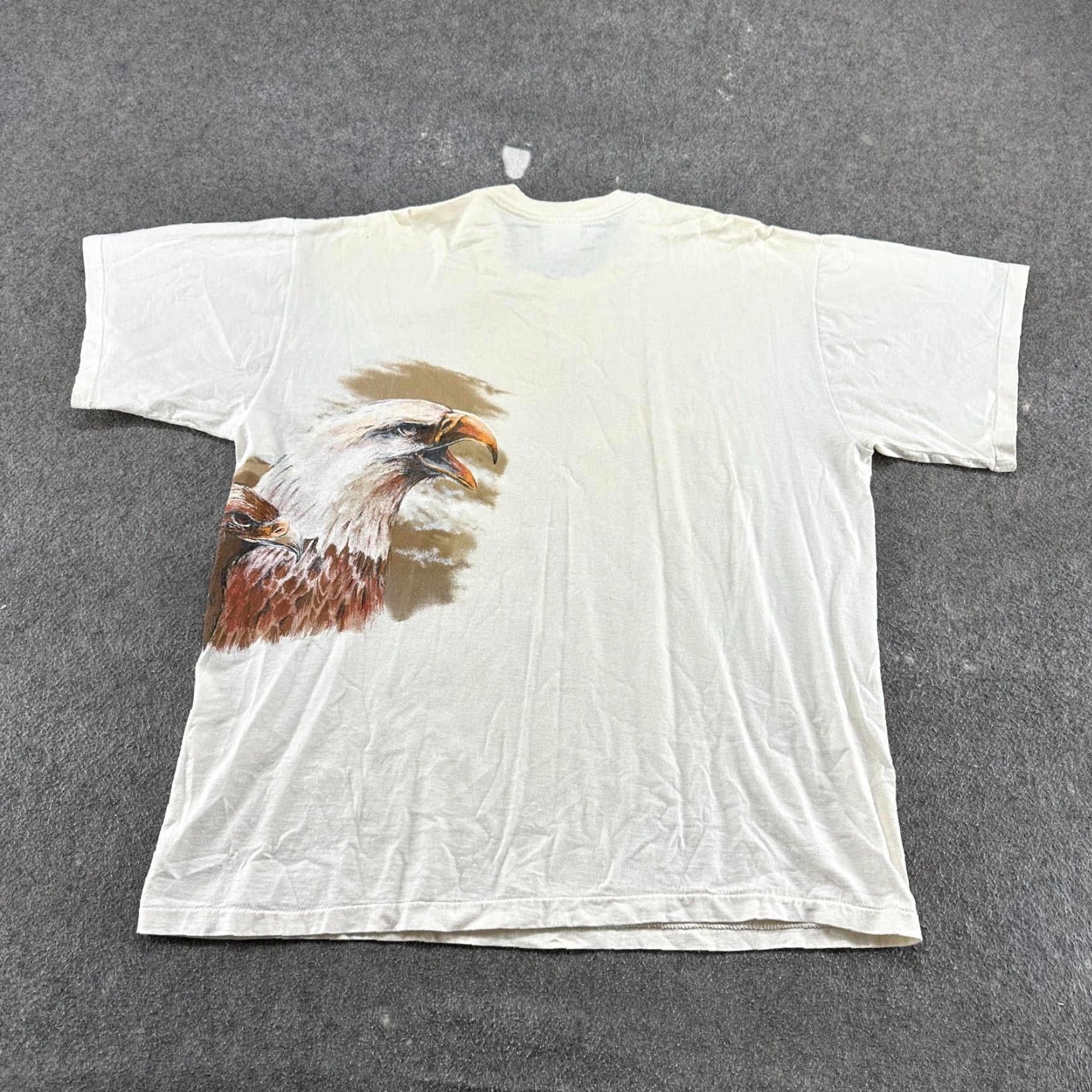 Vintage VINTAGE Hazelwoods Bald Eagle Shirt Mens XL White Graphic 90s Crew Neck Short Sleeve Cotton T-Shirt AOP Wraparound Single Stitch 90s Size US XL / EU 56 / 4 - 5 Thumbnail