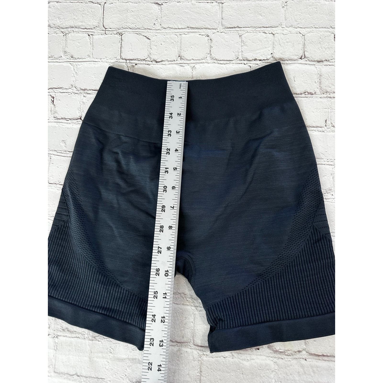Other Alphalete shorts size small Size 27" / US 4 / IT 40 - 4 Thumbnail