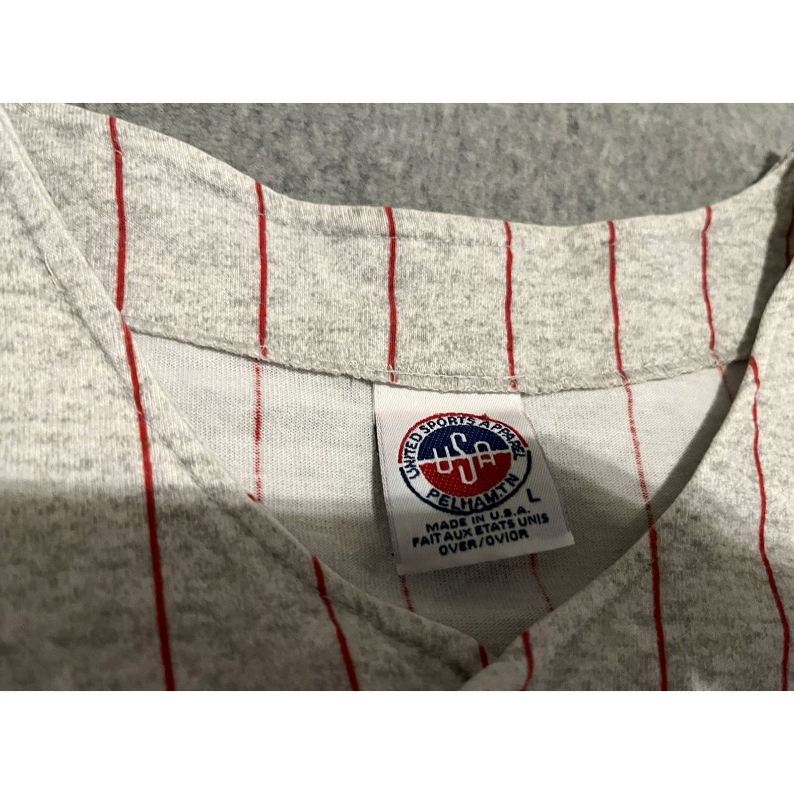 Vintage VINTAGE United Sports Apparel Shirt Men L Gray Cartoon Striped 29" 23" Short Sleeve Single Stitch Made in USA Size US L / EU 52-54 / 3 - 5 Thumbnail