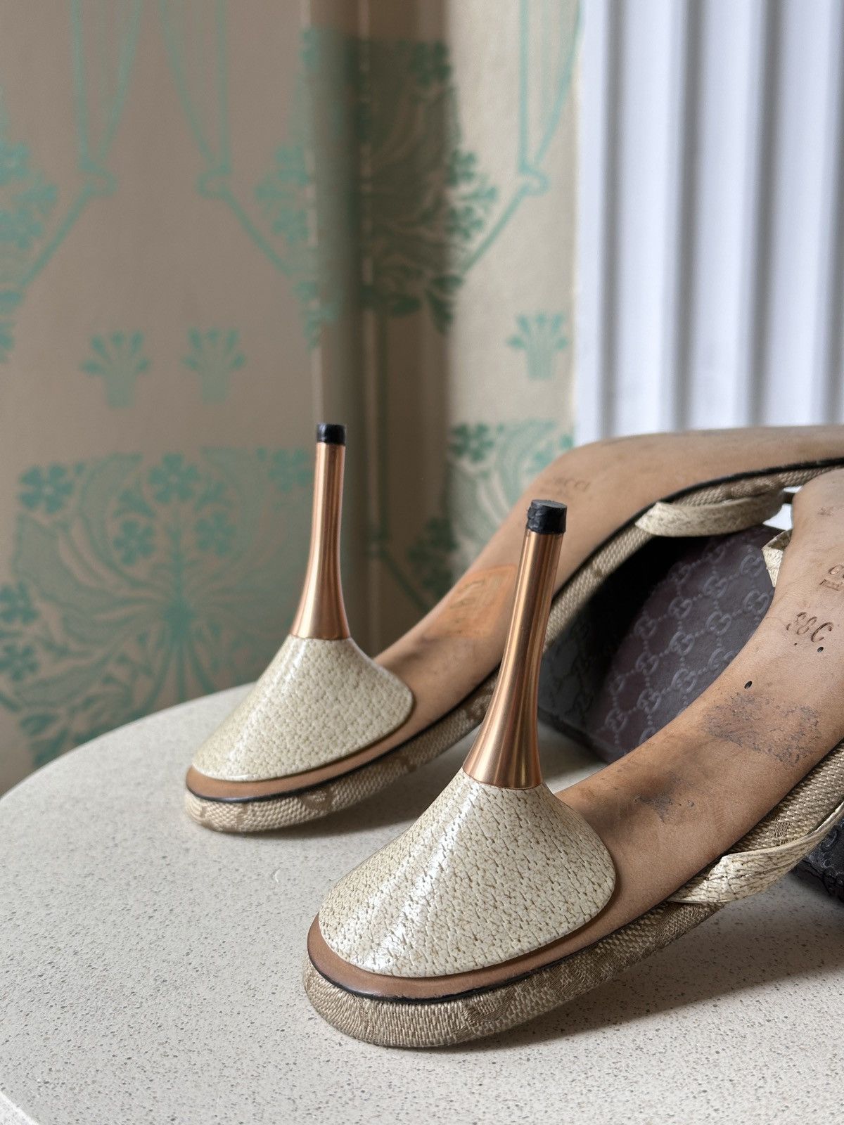 Gucci GUCCI Monogram Beige Kitten Heels Sandals Size 38,5/ 8,5 Size US 8 / IT 38 - 15 Thumbnail