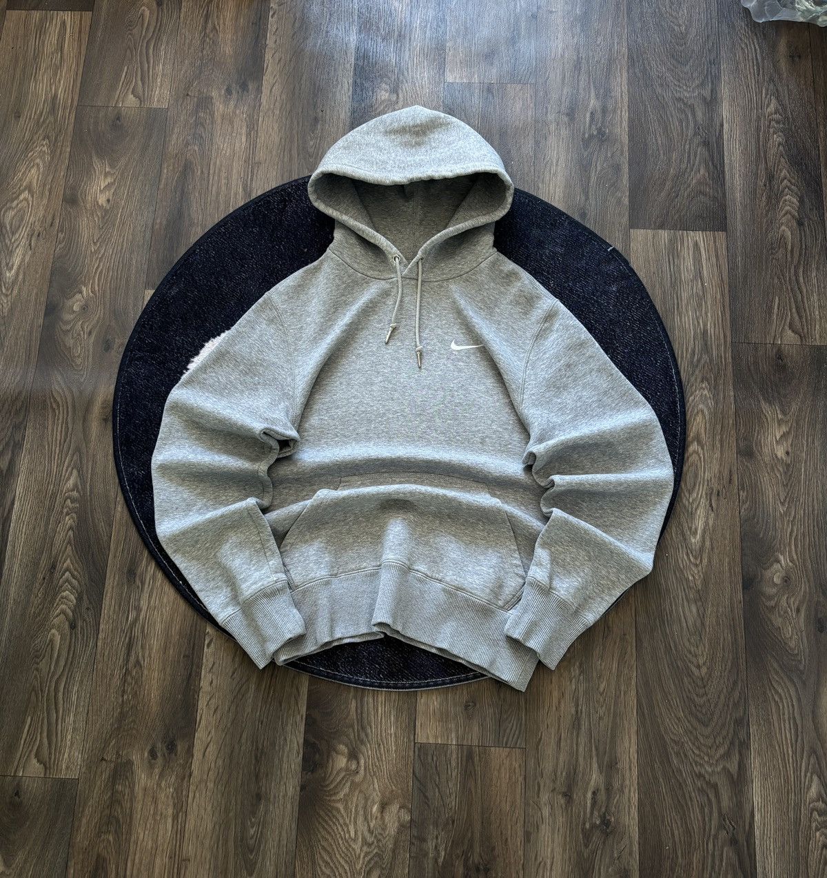 Nike Vintage y2k faded boxy grey embroidered grunge nike hoodie Size S / US 4 / IT 40 - 1 Thumbnail